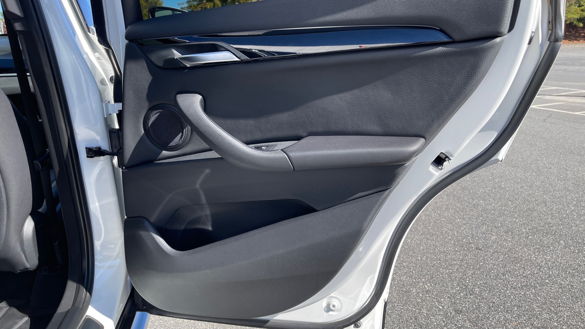 Used 2018 BMW X1 XDRIVE28I 2.0L / CONVENIENCE PKG / PANO-ROOF / REARVIEW for sale Sold at Formula Imports in Charlotte NC 28227 54