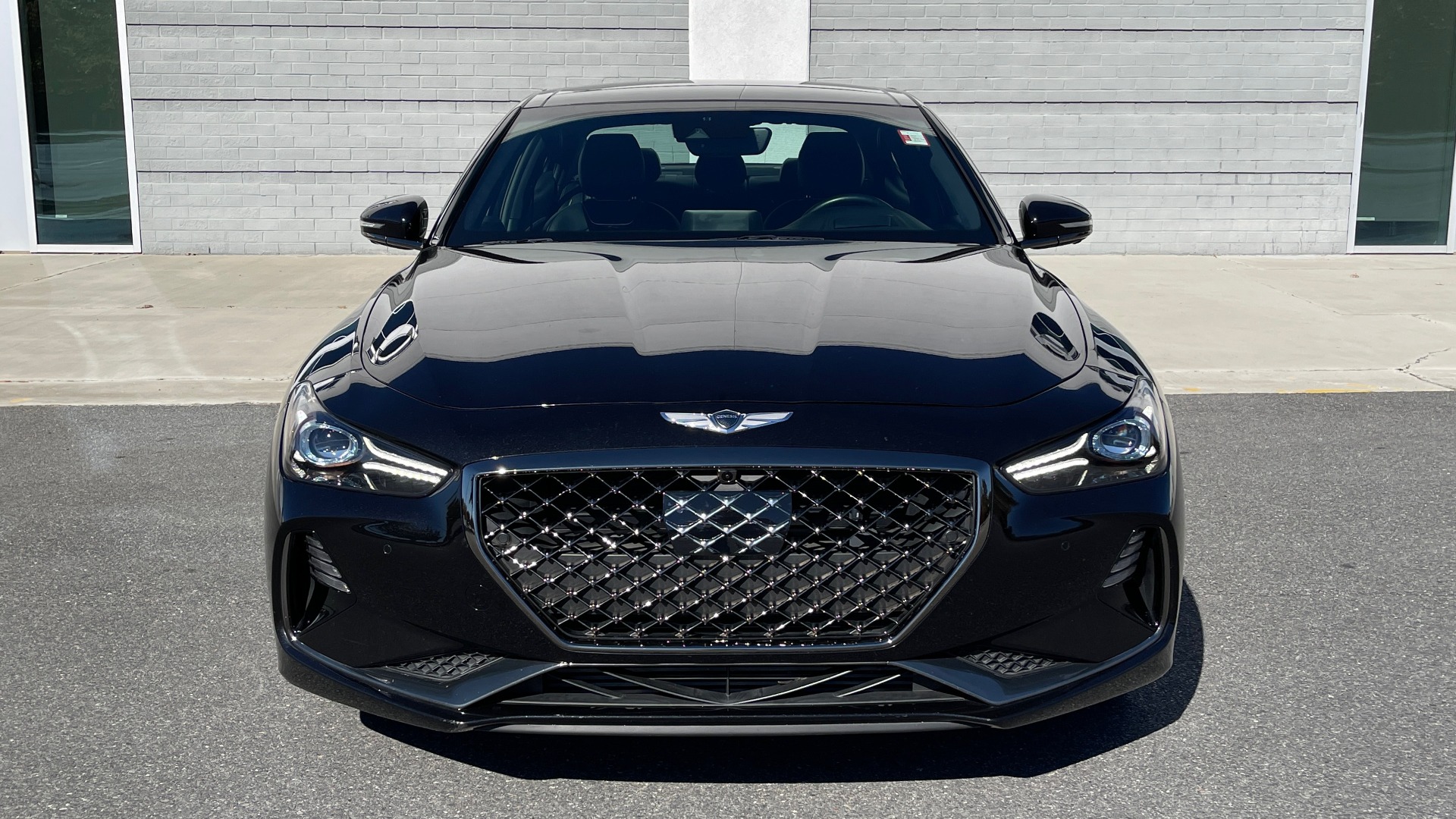 Used 2019 Genesis G70 3.3T ADVANCED RWD / NAV / HUD / PARK ASST / SUNROOF / SURROUND VIEW for sale Sold at Formula Imports in Charlotte NC 28227 10