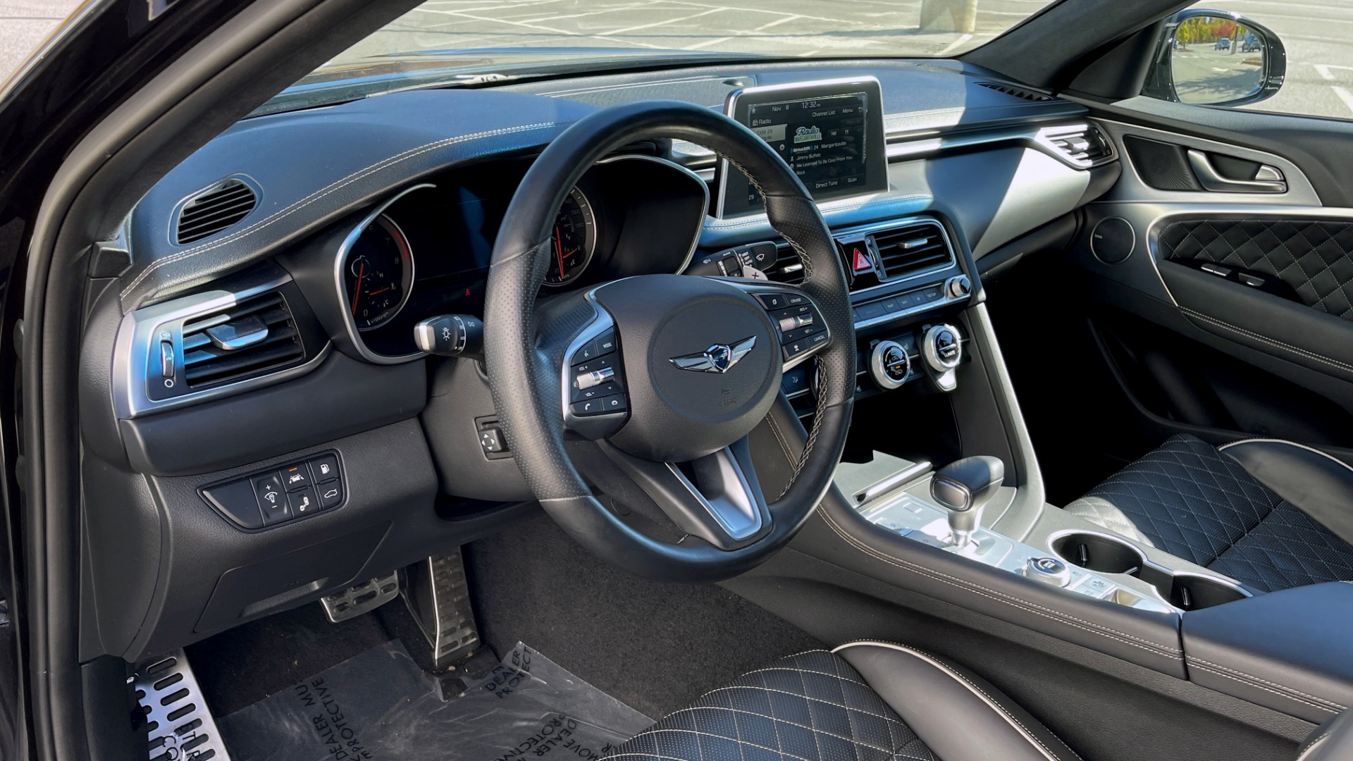 Used 2019 Genesis G70 3.3T ADVANCED RWD / NAV / HUD / PARK ASST / SUNROOF / SURROUND VIEW for sale $40,695 at Formula Imports in Charlotte NC 28227 28