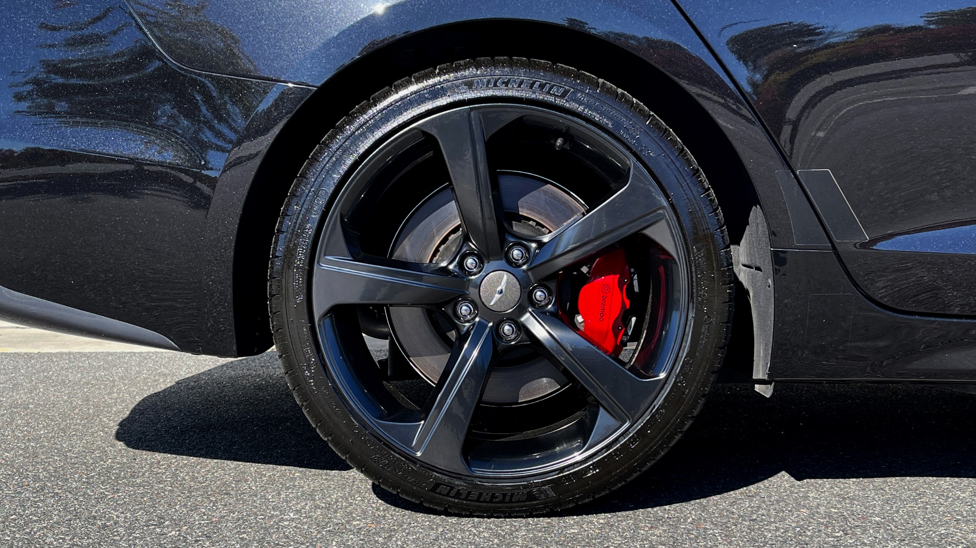 Used 2019 Genesis G70 3.3T ADVANCED RWD / NAV / HUD / PARK ASST / SUNROOF / SURROUND VIEW for sale $40,695 at Formula Imports in Charlotte NC 28227 68