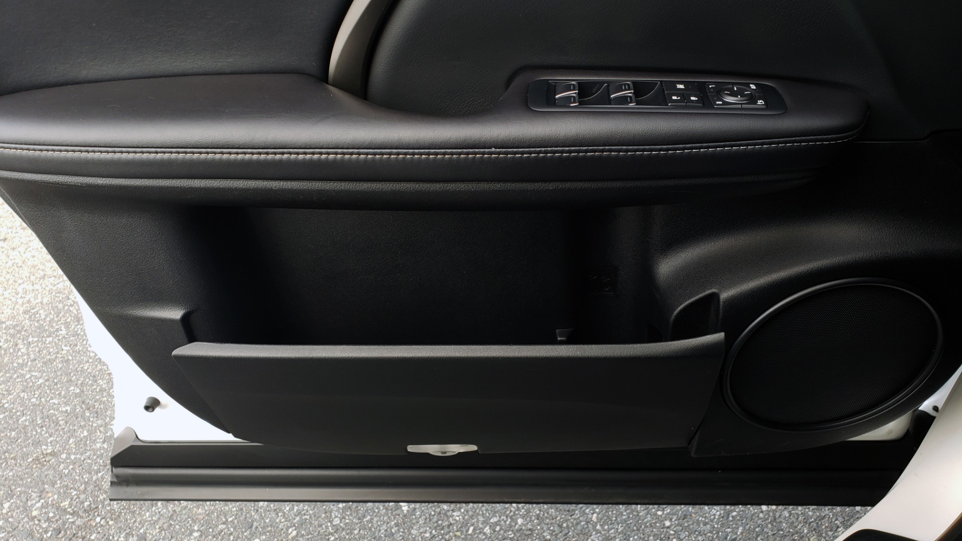 Used 2017 Lexus RX 350 PREMIUM / BSM / SNRF / VENT SEATS / REARVIEW for sale Sold at Formula Imports in Charlotte NC 28227 33