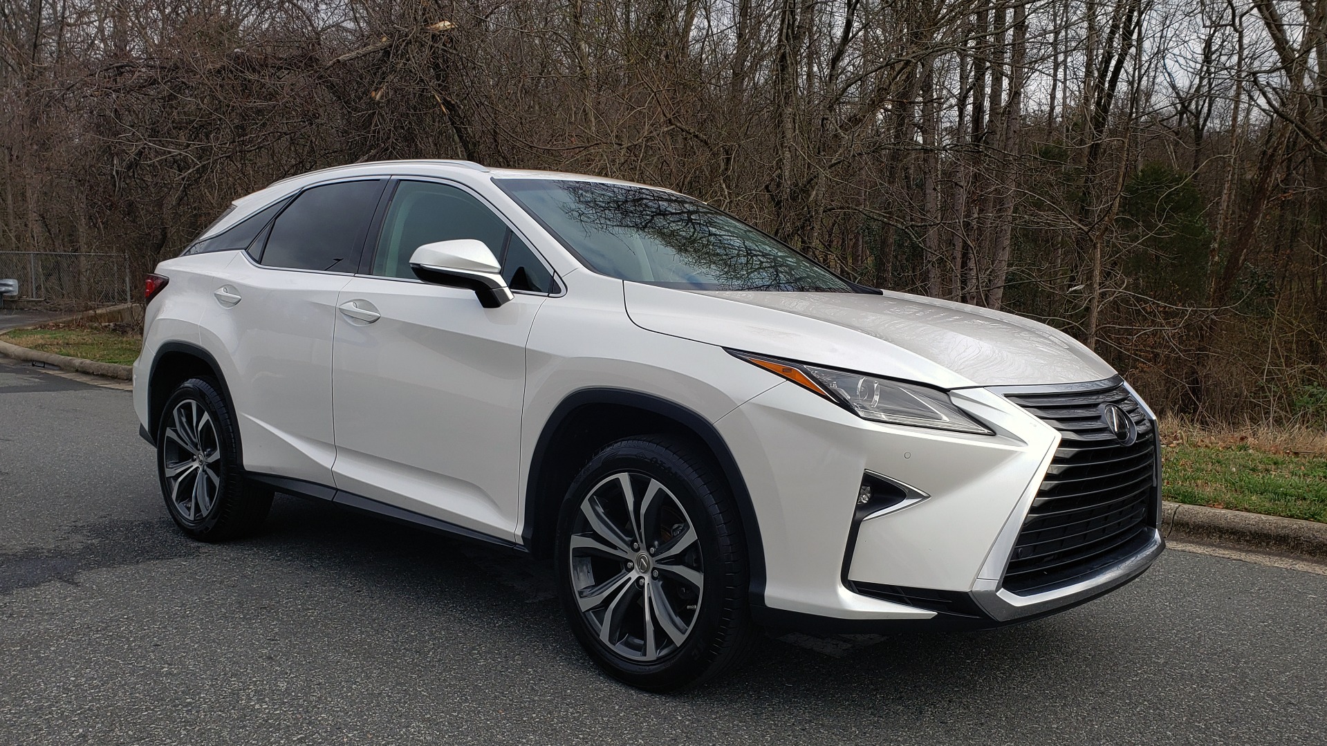 Used 2017 Lexus RX 350 PREMIUM / BSM / SNRF / VENT SEATS / REARVIEW for sale Sold at Formula Imports in Charlotte NC 28227 4
