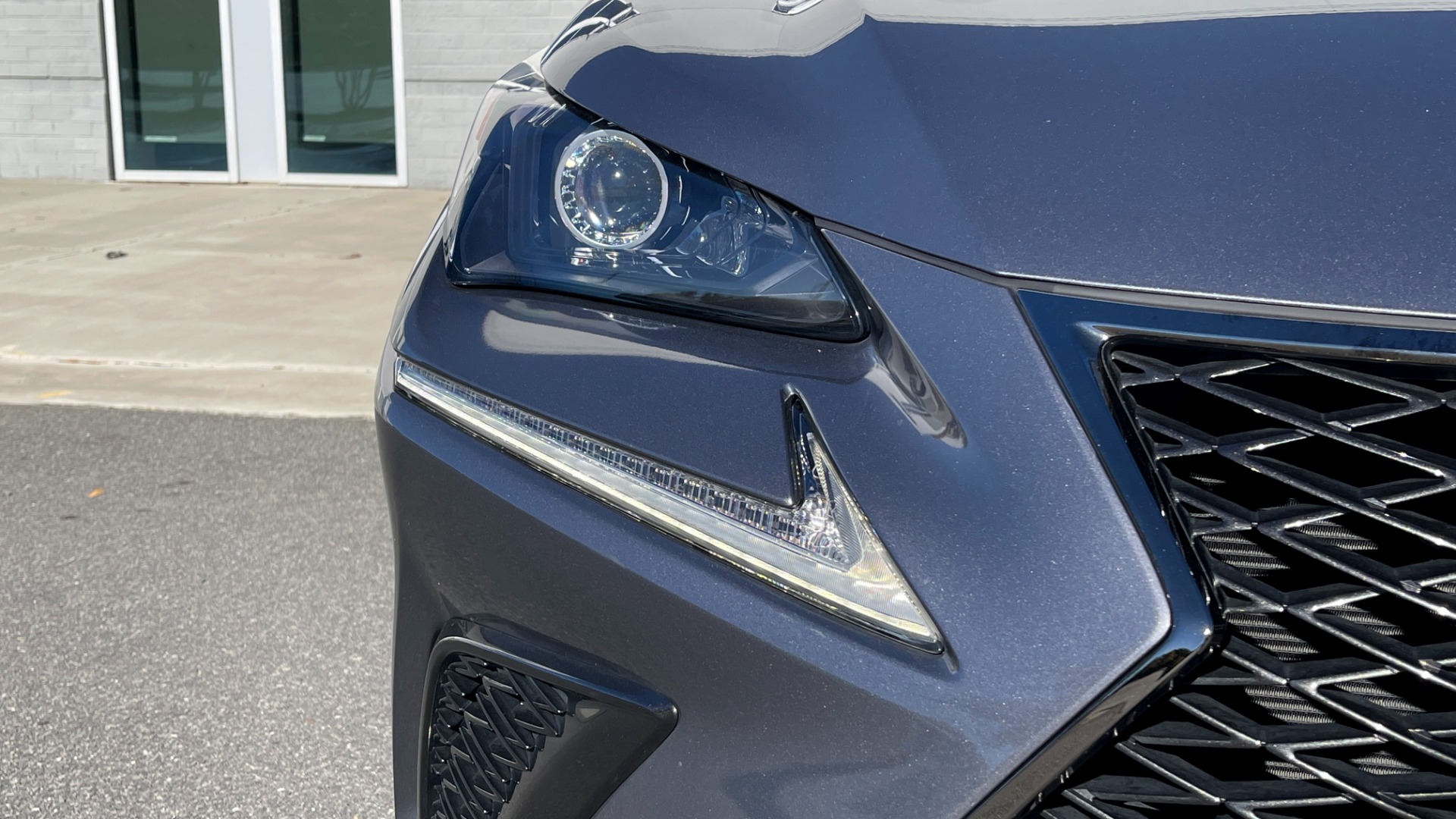 Used 2019 Lexus NX 300 F SPORT / 2.0L TURBO / FWD / LEATHER / REARVIEW for sale Sold at Formula Imports in Charlotte NC 28227 12