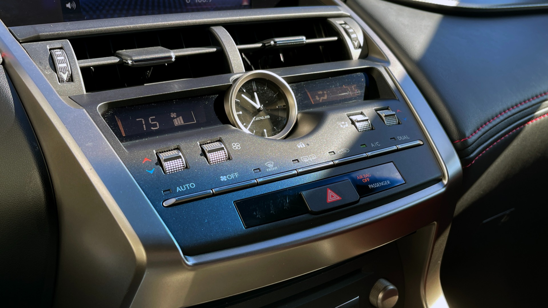 Used 2019 Lexus NX 300 F SPORT / 2.0L TURBO / FWD / LEATHER / REARVIEW for sale Sold at Formula Imports in Charlotte NC 28227 40