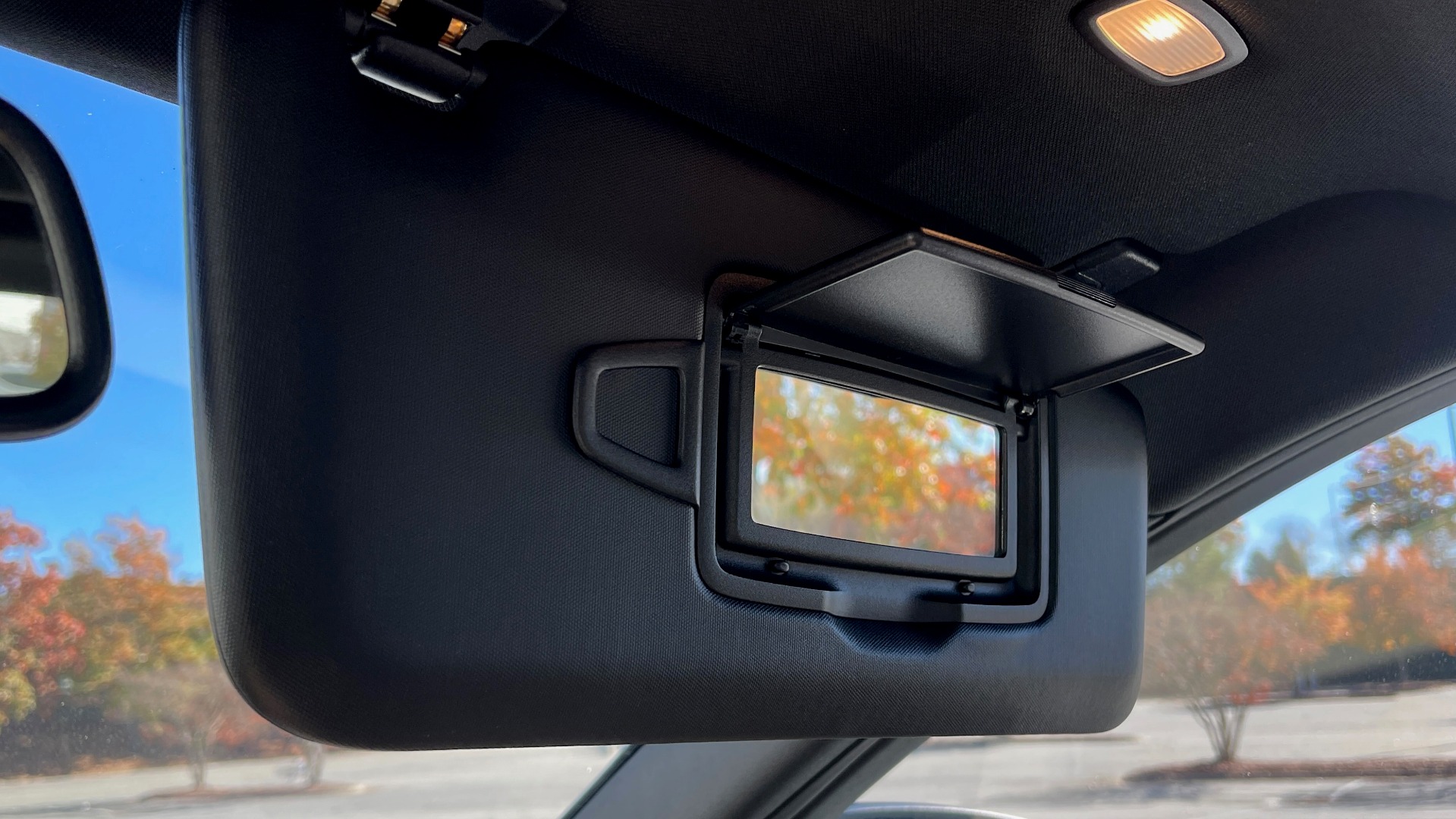 Used 2018 Mercedes-Benz C-CLASS C 300 PREMIUM / PANO-ROOF / APPLE CARPLAY / REARVIEW for sale $33,395 at Formula Imports in Charlotte NC 28227 36