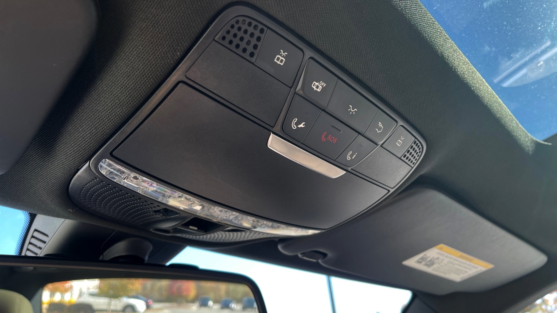 Used 2018 Mercedes-Benz C-CLASS C 300 PREMIUM / PANO-ROOF / APPLE CARPLAY / REARVIEW for sale Sold at Formula Imports in Charlotte NC 28227 38