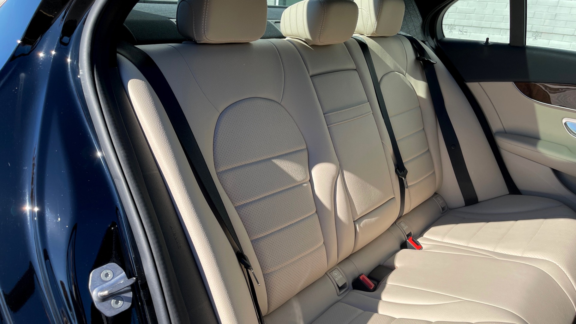 Used 2018 Mercedes-Benz C-CLASS C 300 PREMIUM / PANO-ROOF / APPLE CARPLAY / REARVIEW for sale Sold at Formula Imports in Charlotte NC 28227 47