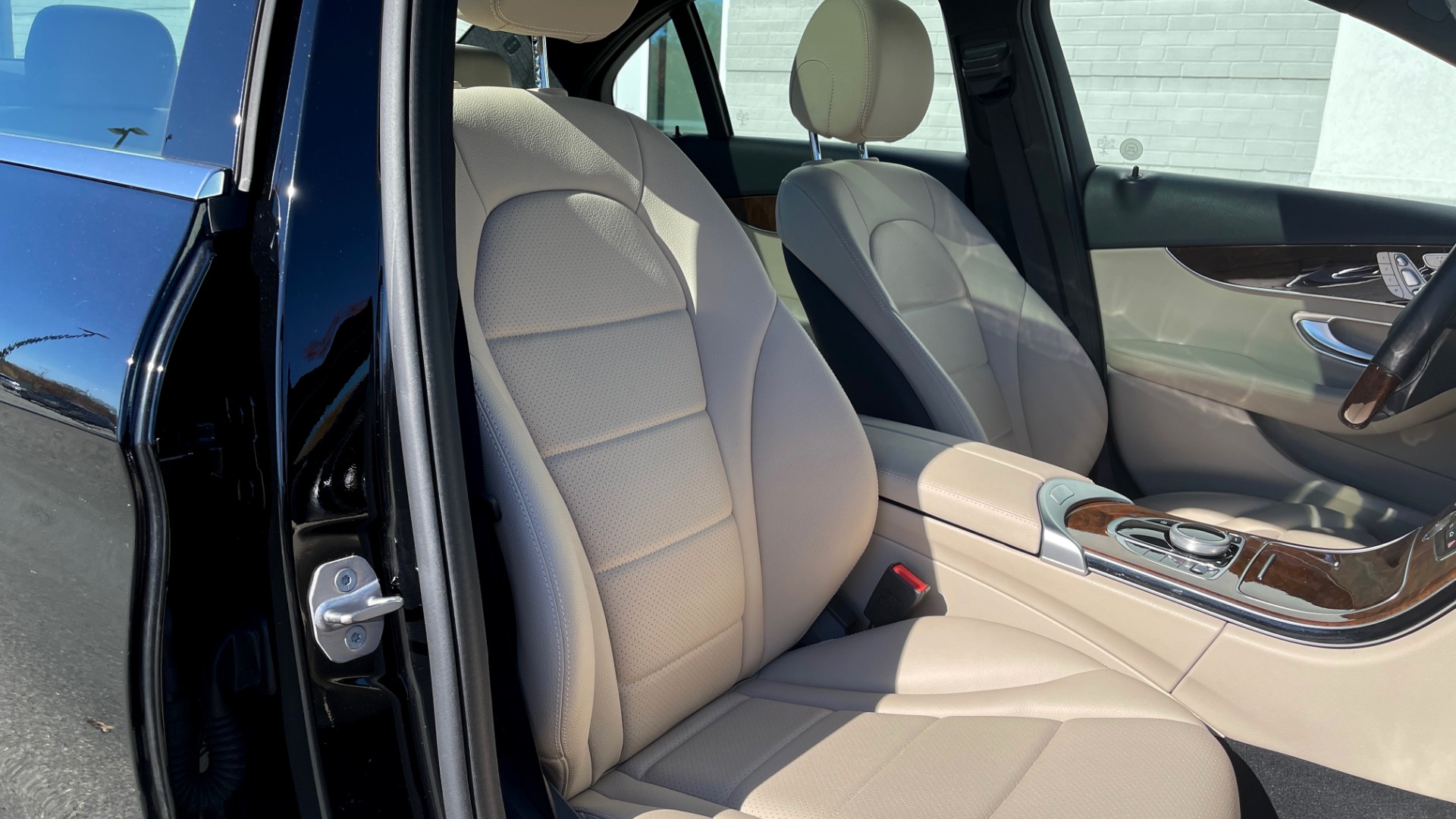 Used 2018 Mercedes-Benz C-CLASS C 300 PREMIUM / PANO-ROOF / APPLE CARPLAY / REARVIEW for sale $33,395 at Formula Imports in Charlotte NC 28227 52