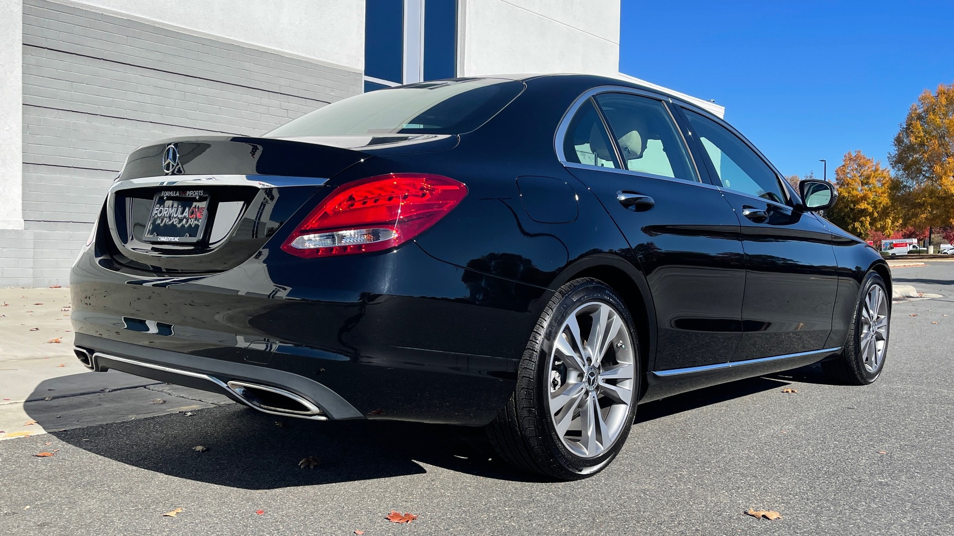 Used 2018 Mercedes-Benz C-CLASS C 300 PREMIUM / PANO-ROOF / APPLE CARPLAY / REARVIEW for sale Sold at Formula Imports in Charlotte NC 28227 7