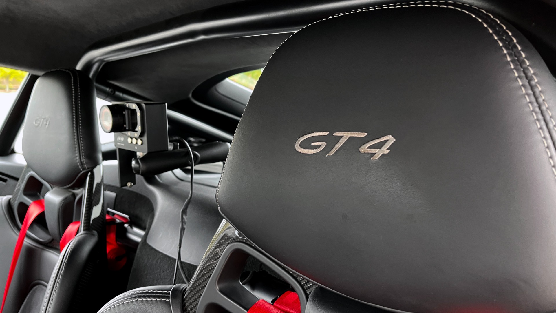 Used 2016 Porsche CAYMAN GT4 2DR COUPE / 3.8L / 6-SPD MAN / SPORT CHRONO / TRACK PREP for sale Sold at Formula Imports in Charlotte NC 28227 37