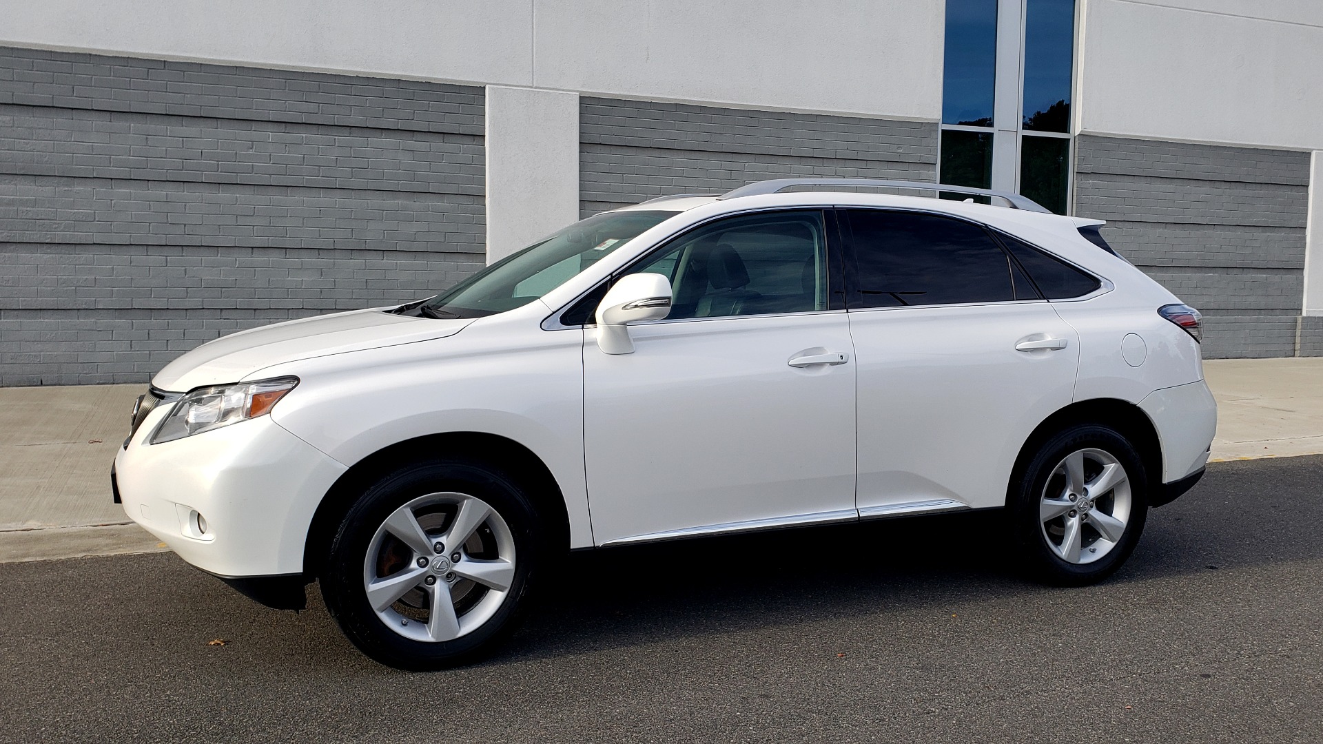 Used 2011 Lexus RX 350 5-DR SUV AWD / PREMIUM / COMFORT / TOWING / PREM AUDIO / NAV for sale Sold at Formula Imports in Charlotte NC 28227 2