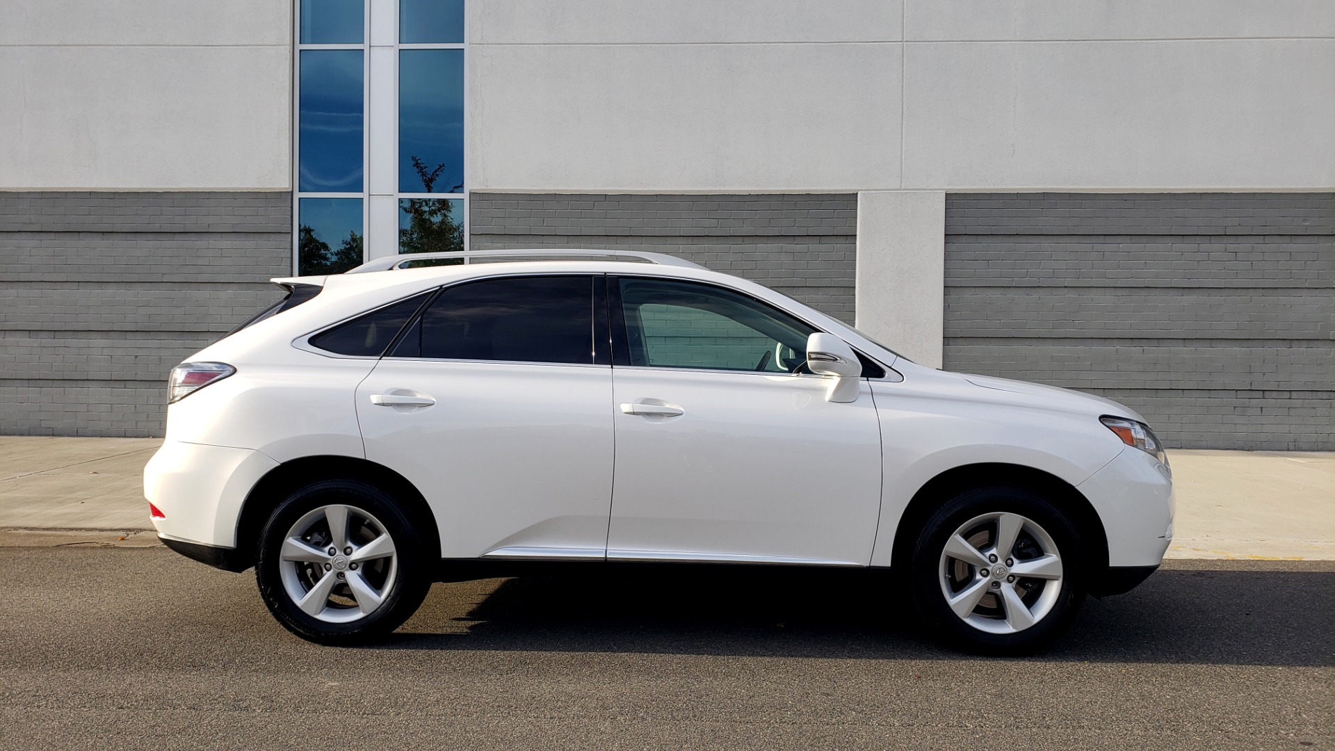 Used 2011 Lexus RX 350 5-DR SUV AWD / PREMIUM / COMFORT / TOWING / PREM AUDIO / NAV for sale Sold at Formula Imports in Charlotte NC 28227 8