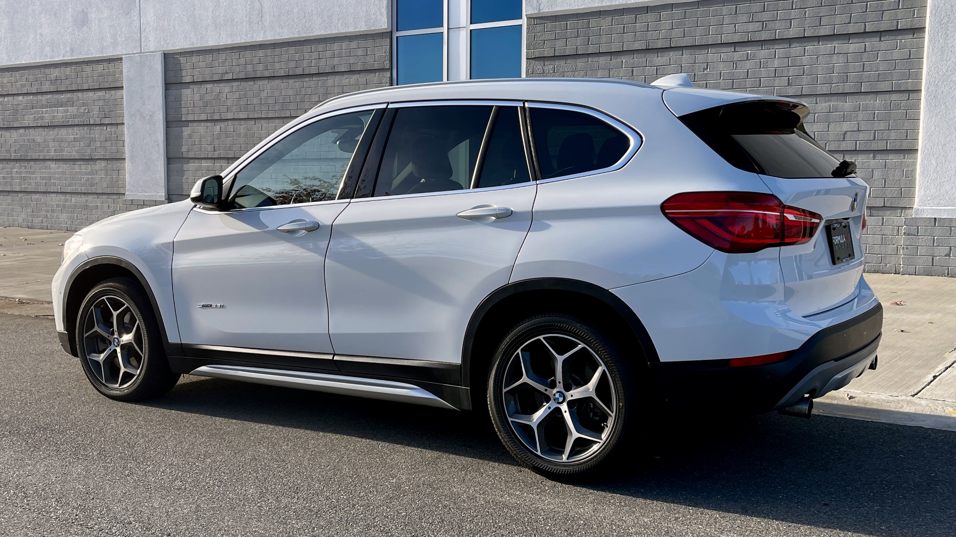 Used 2018 BMW X1 SDRIVE28I 2.0L / PARK DIST CNTRL / 18IN WHEELS / REARVIEW for sale $30,295 at Formula Imports in Charlotte NC 28227 3