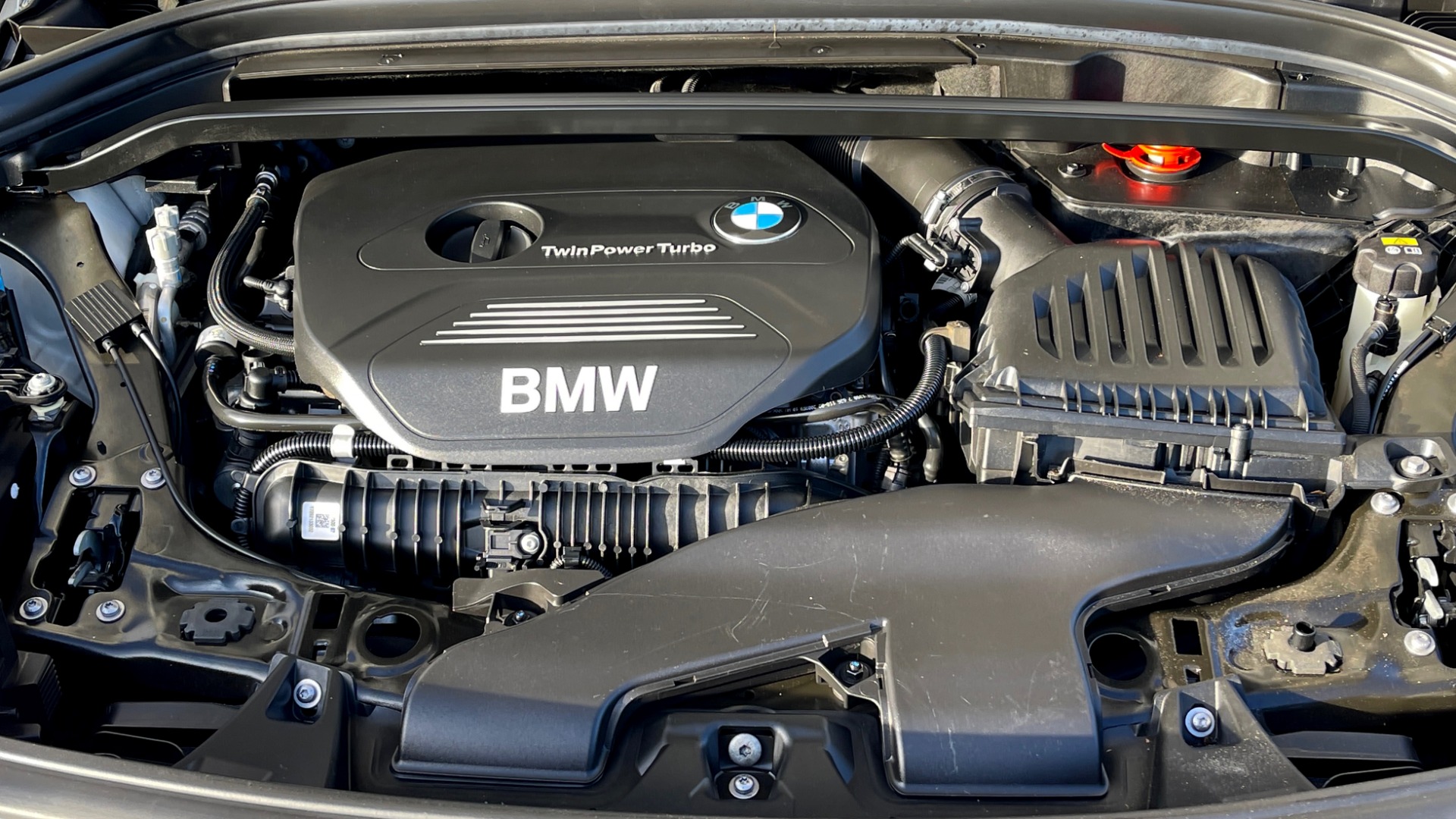 Used 2018 BMW X1 SDRIVE28I 2.0L / PARK DIST CNTRL / 18IN WHEELS / REARVIEW for sale $30,295 at Formula Imports in Charlotte NC 28227 4