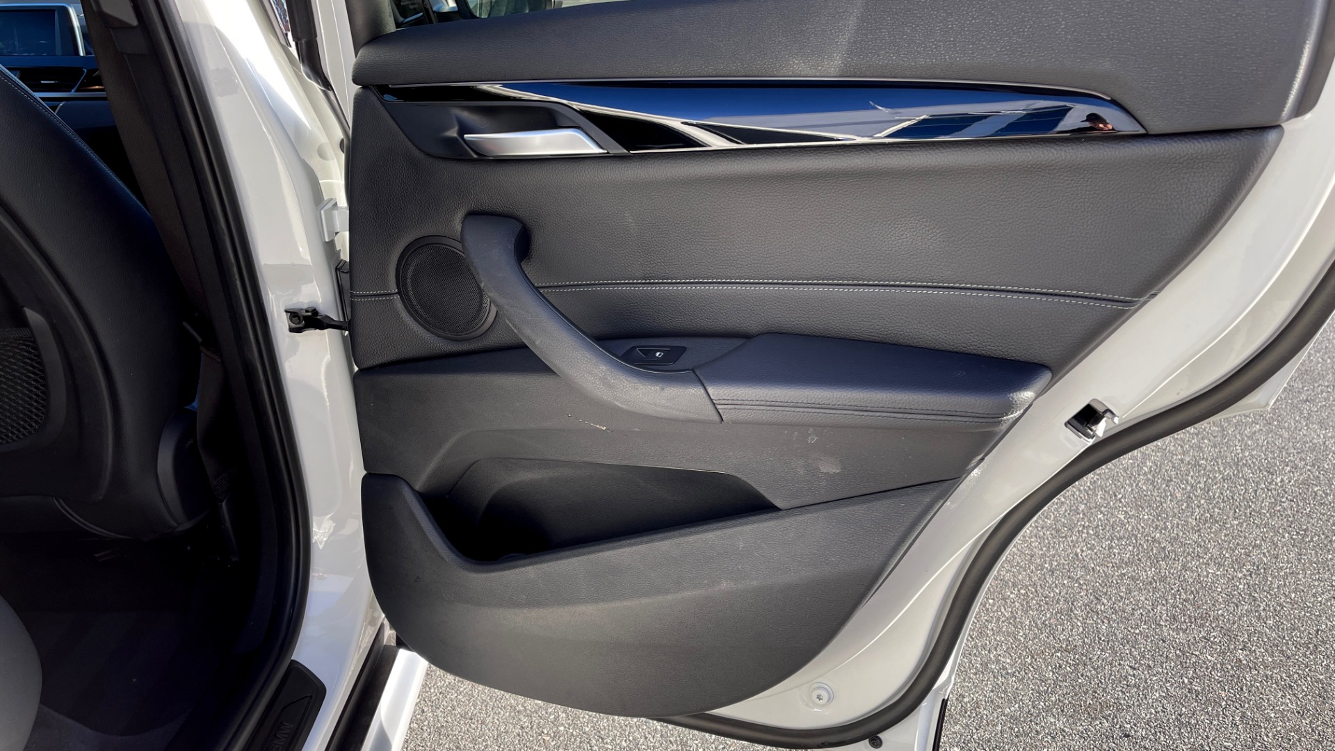 Used 2018 BMW X1 SDRIVE28I 2.0L / PARK DIST CNTRL / 18IN WHEELS / REARVIEW for sale $30,295 at Formula Imports in Charlotte NC 28227 48