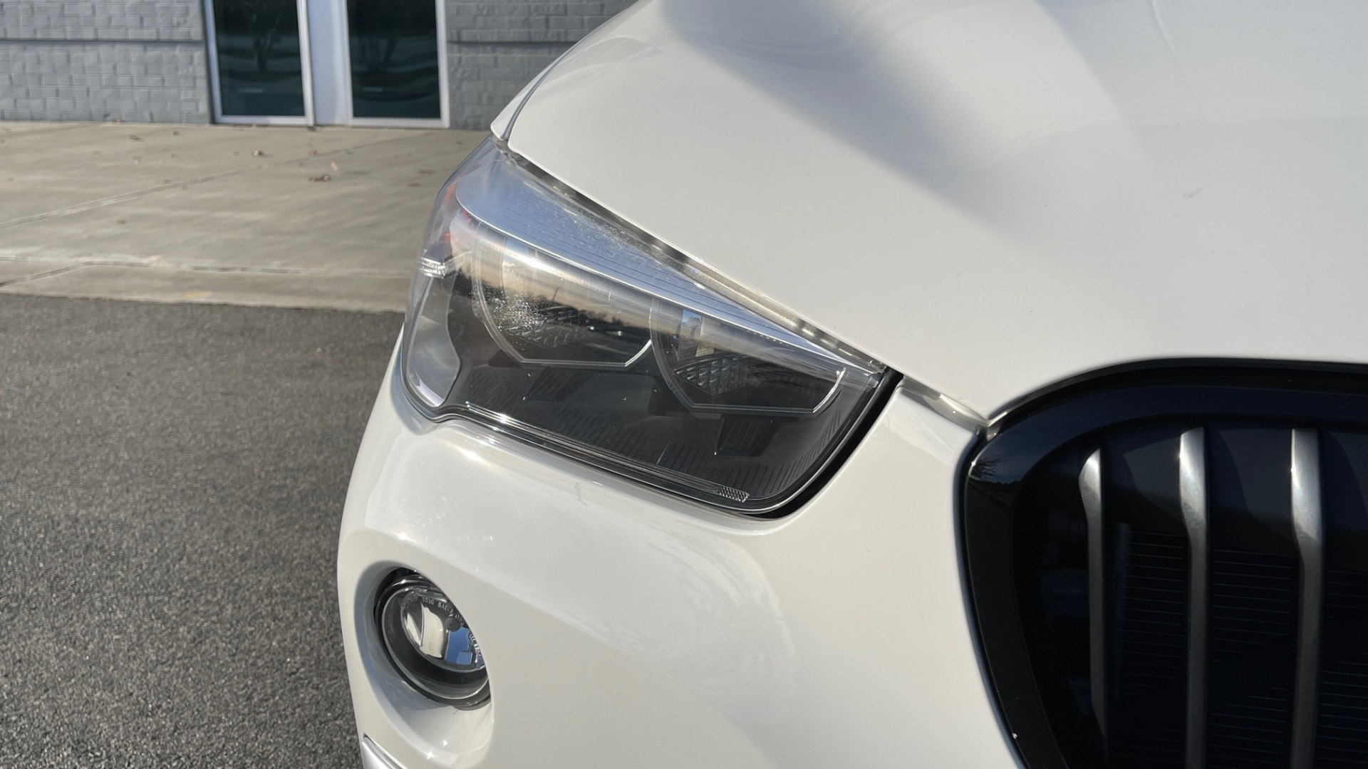 Used 2018 BMW X1 SDRIVE28I 2.0L / PARK DIST CNTRL / 18IN WHEELS / REARVIEW for sale $30,295 at Formula Imports in Charlotte NC 28227 9