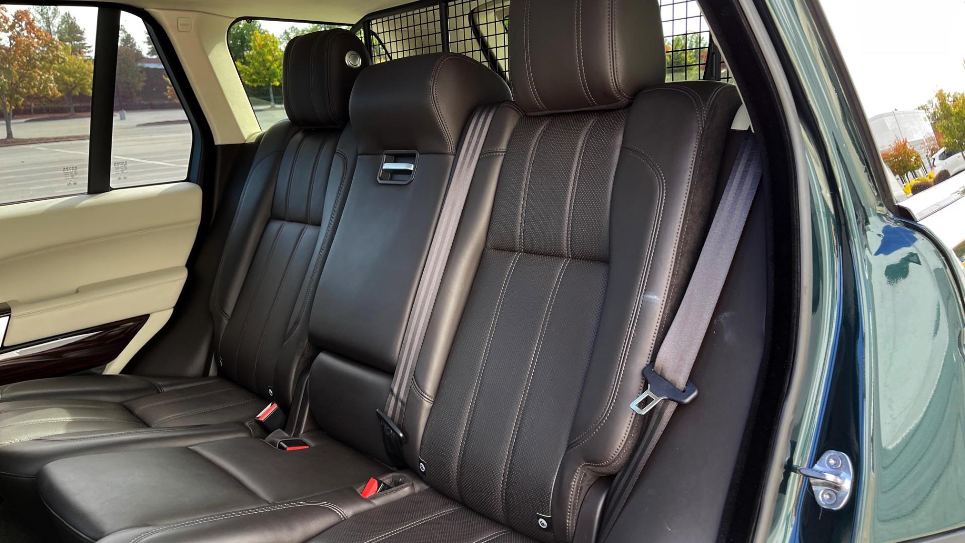 Used 2014 Land Rover RANGE ROVER SUPERCHARGED V8 / NAV / SUNROOF / REARVIEW for sale $41,995 at Formula Imports in Charlotte NC 28227 52