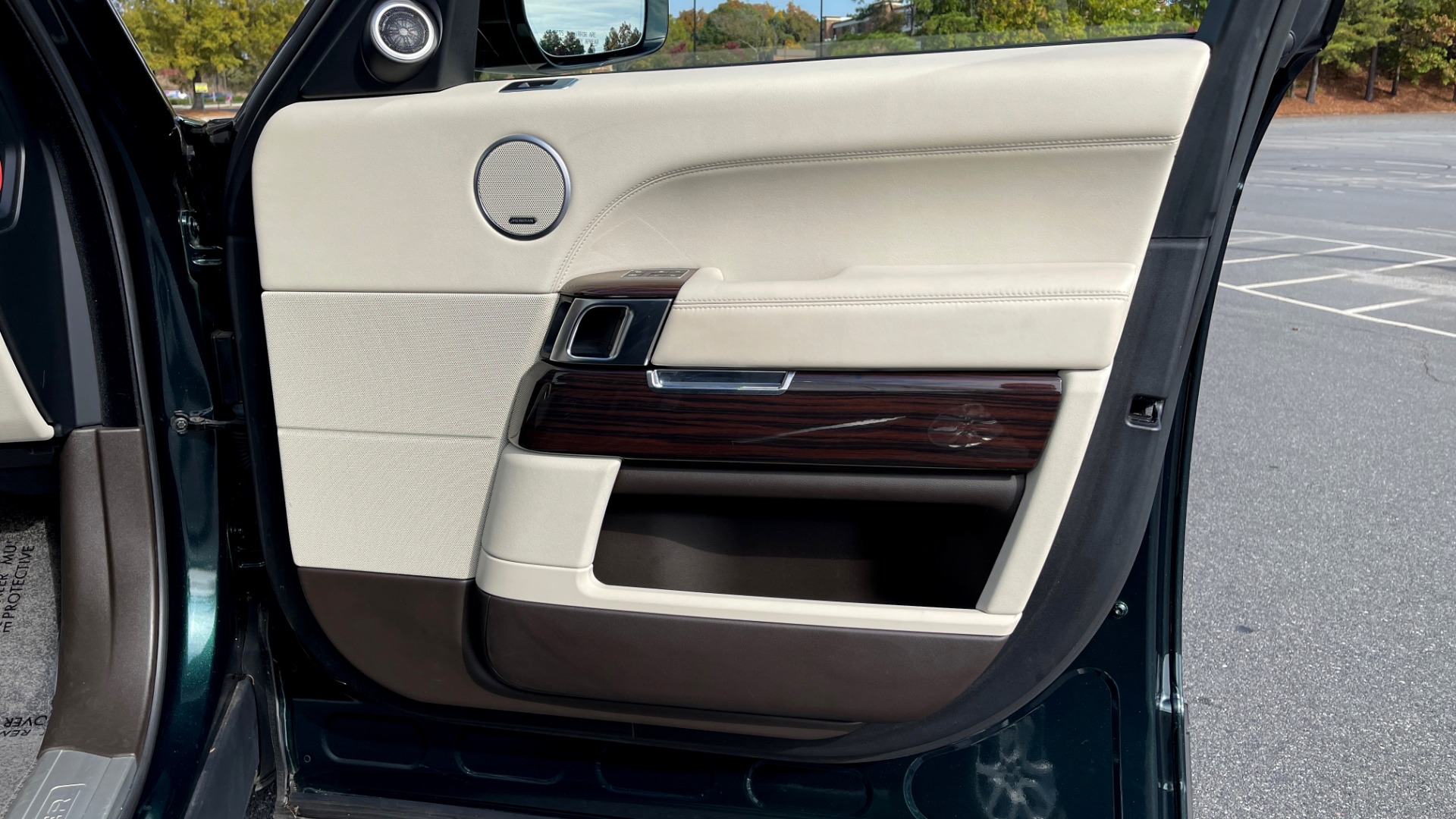 Used 2014 Land Rover RANGE ROVER SUPERCHARGED V8 / NAV / SUNROOF / REARVIEW for sale $41,995 at Formula Imports in Charlotte NC 28227 61