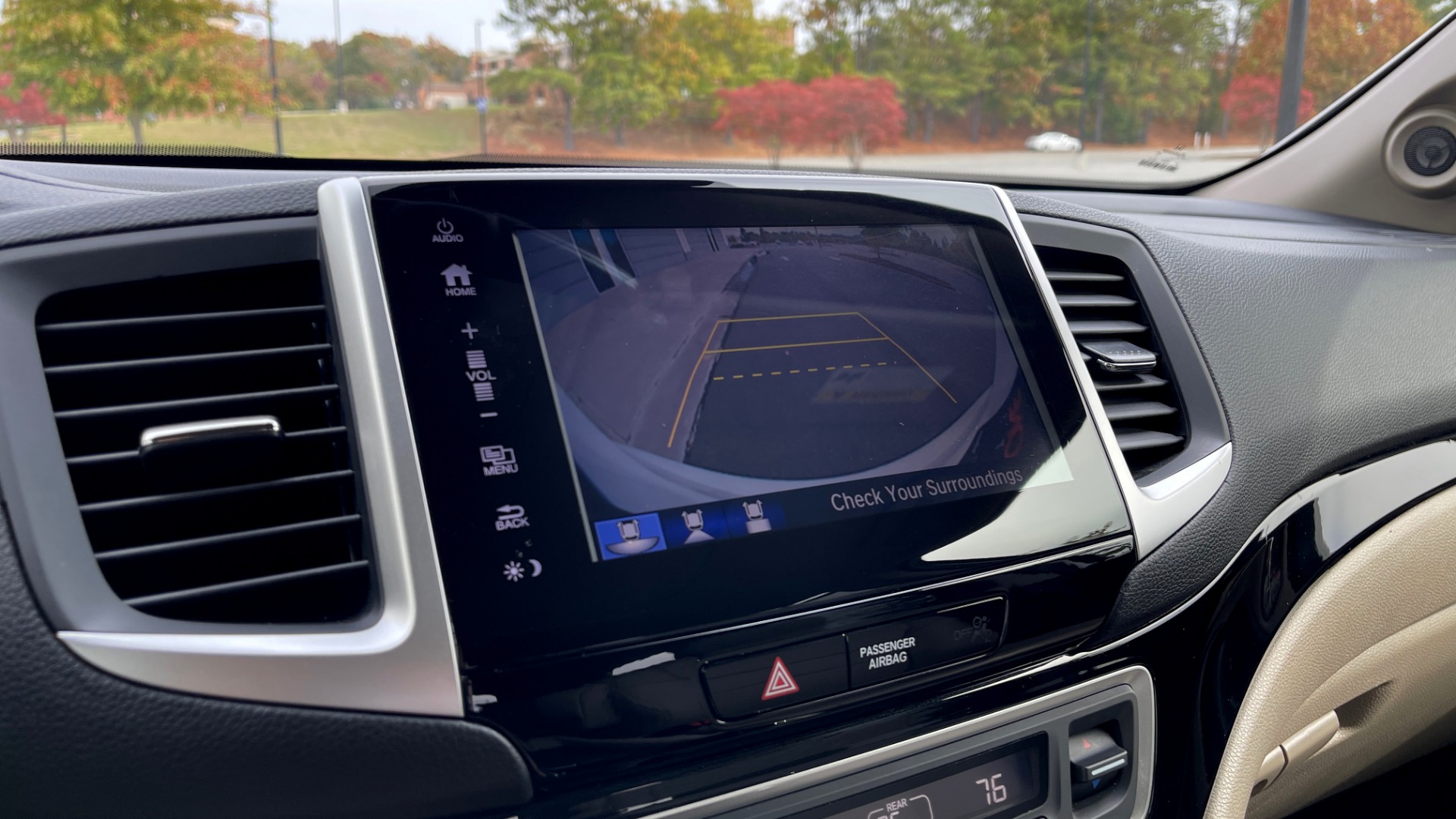 Used 2018 Honda PILOT TOURING AWD / 3.5L V6 / NAV / SUNROOF / 3-ROW / REARVIEW for sale Sold at Formula Imports in Charlotte NC 28227 34
