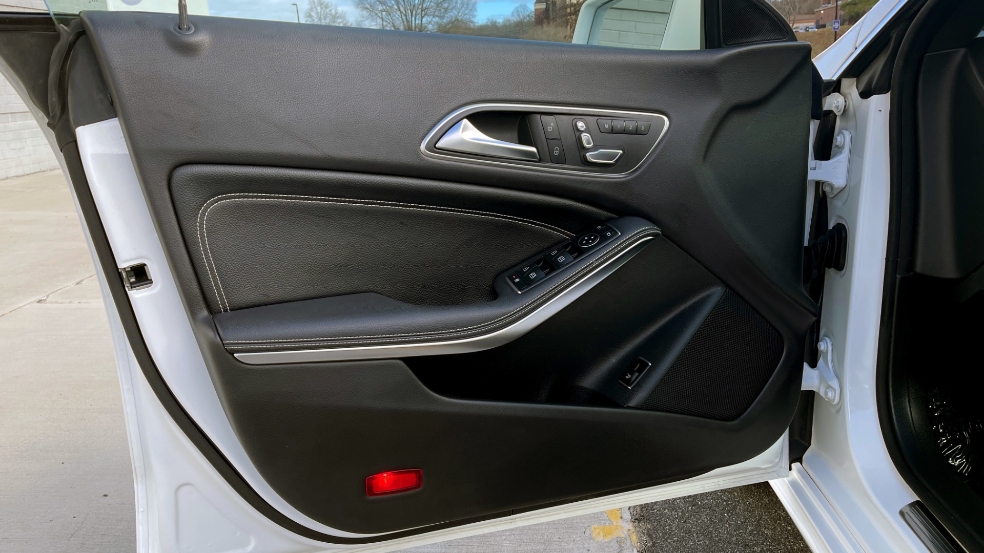Used 2018 Mercedes-Benz CLA 250 PREMIUM COUPE / NAV / PANO-ROOF / REARVIEW for sale Sold at Formula Imports in Charlotte NC 28227 23