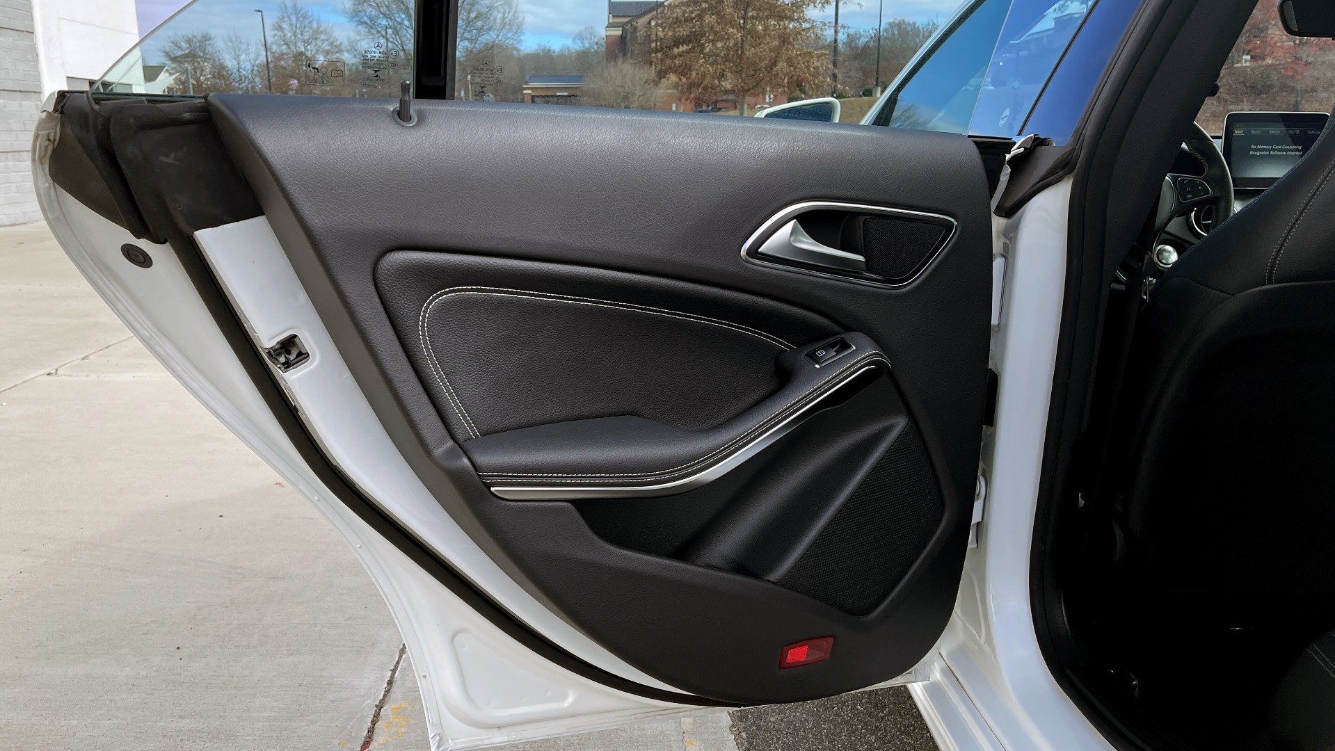 Used 2018 Mercedes-Benz CLA 250 PREMIUM COUPE / NAV / PANO-ROOF / REARVIEW for sale Sold at Formula Imports in Charlotte NC 28227 44