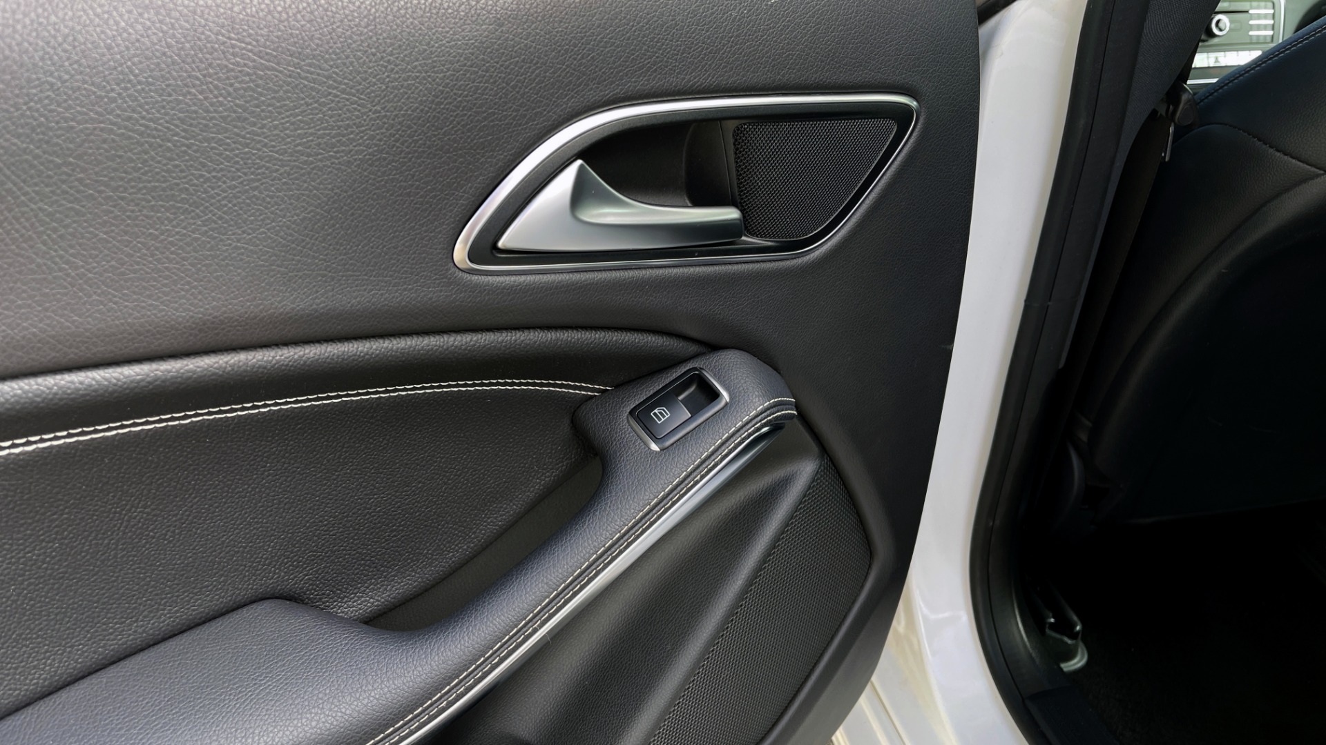 Used 2018 Mercedes-Benz CLA 250 PREMIUM COUPE / NAV / PANO-ROOF / REARVIEW for sale Sold at Formula Imports in Charlotte NC 28227 45