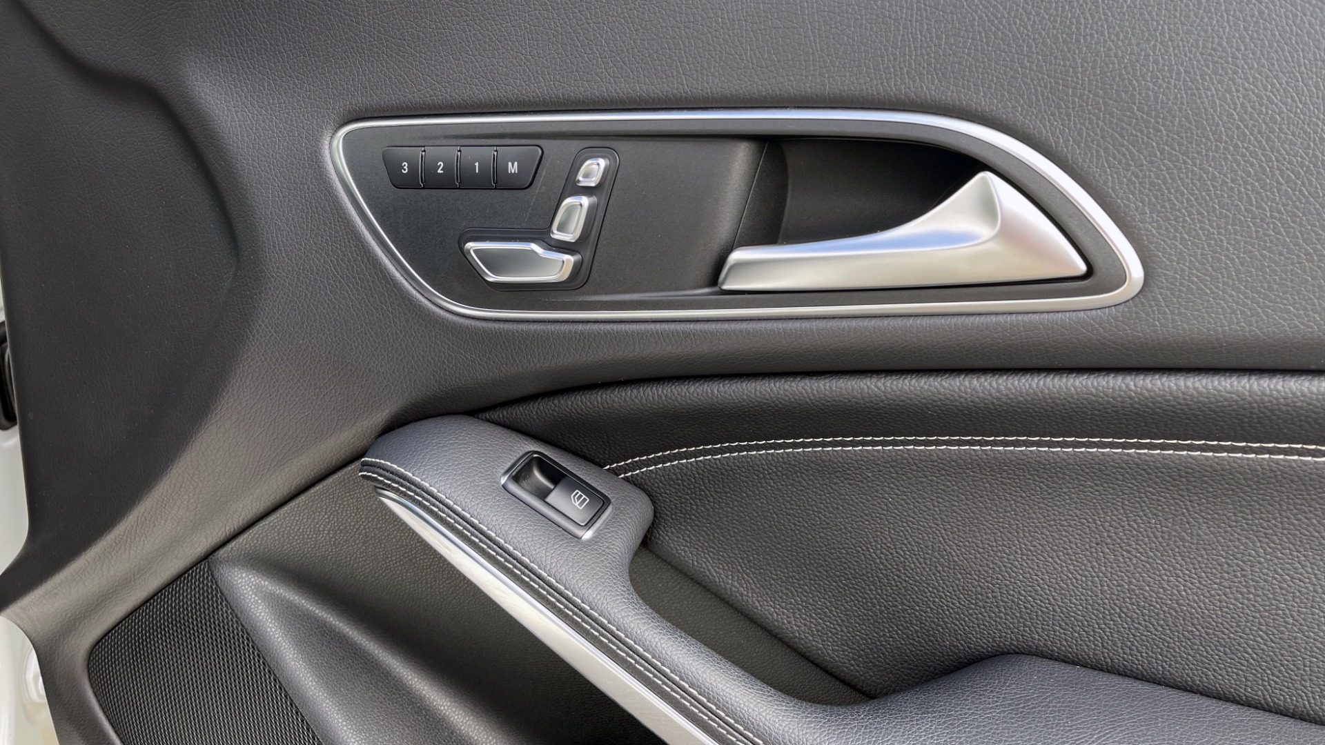 Used 2018 Mercedes-Benz CLA 250 PREMIUM COUPE / NAV / PANO-ROOF / REARVIEW for sale Sold at Formula Imports in Charlotte NC 28227 55