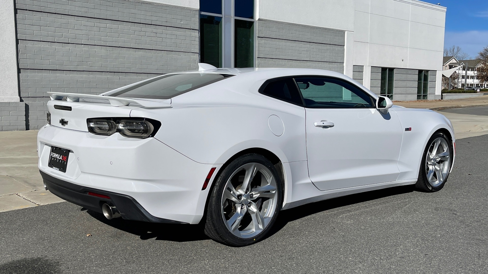 Used 2019 Chevrolet CAMARO 2SS COUPE / 6.2L V8 / 10-SPD AUTO / REMOTE START / REARVIEW for sale $44,995 at Formula Imports in Charlotte NC 28227 21