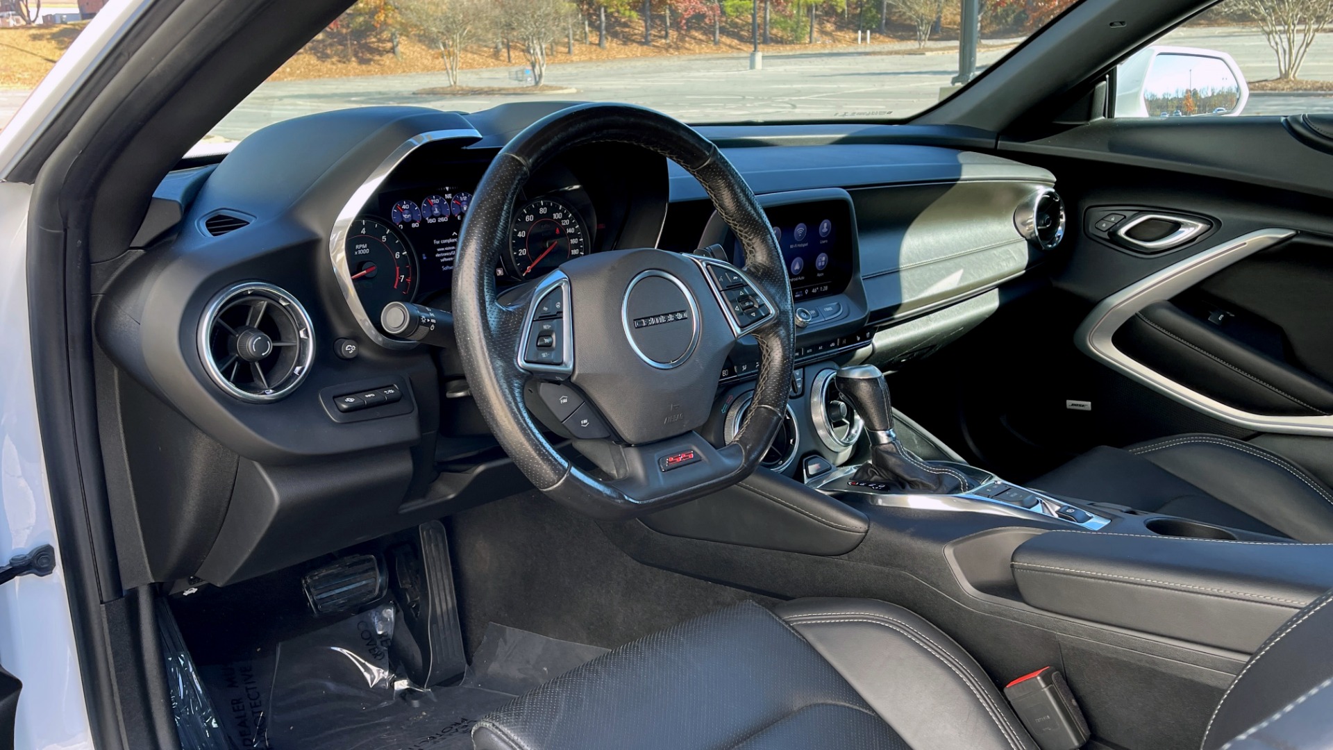 Used 2019 Chevrolet CAMARO 2SS COUPE / 6.2L V8 / 10-SPD AUTO / REMOTE START / REARVIEW for sale $44,995 at Formula Imports in Charlotte NC 28227 24