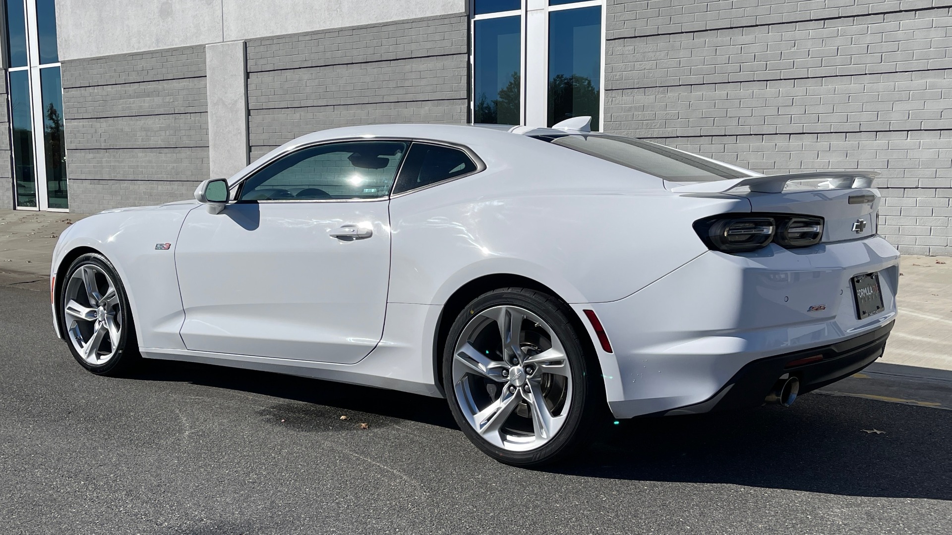 Used 2019 Chevrolet Camaro 2SS for sale Sold at Formula Imports in Charlotte NC 28227 4