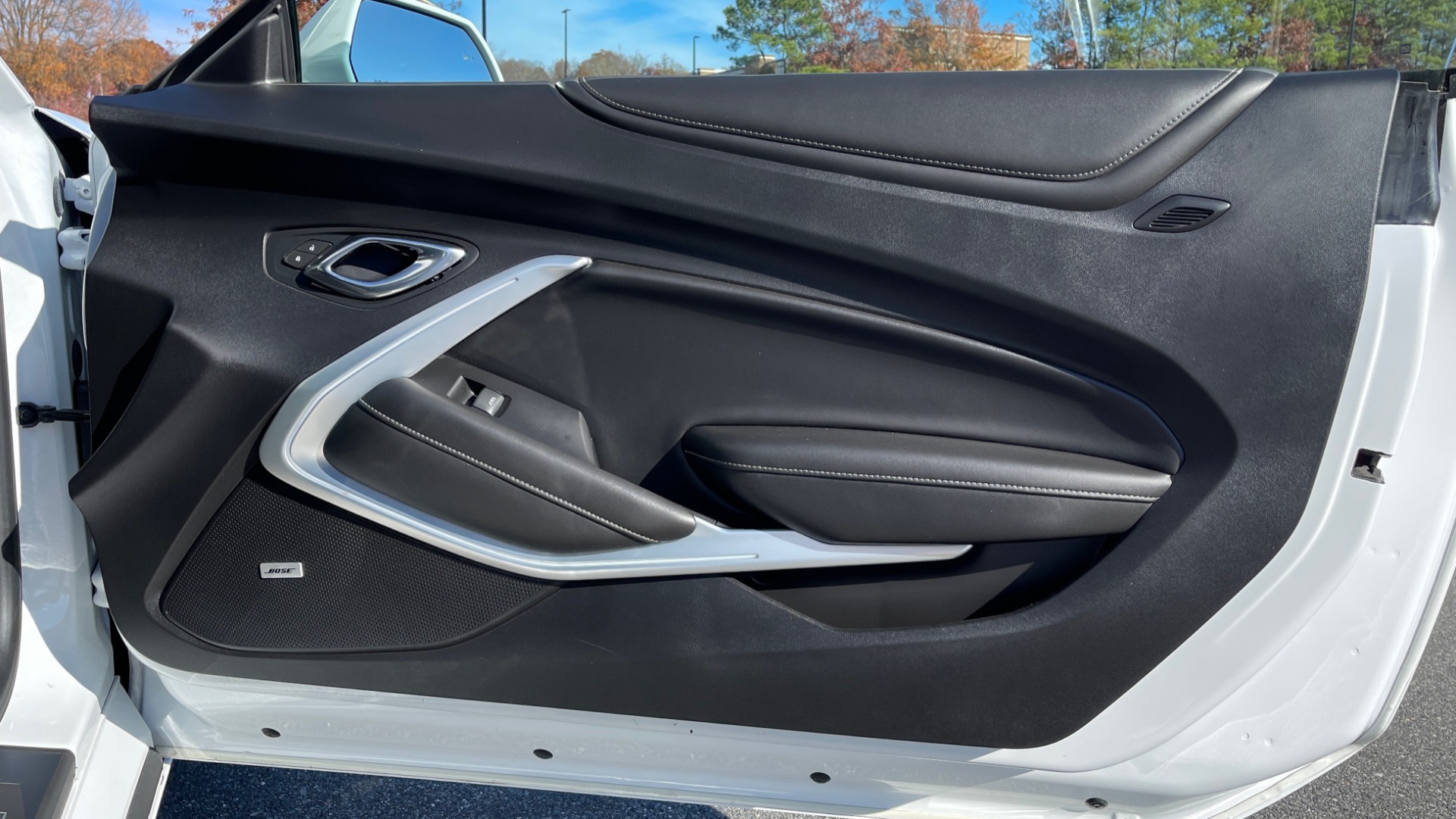 Used 2019 Chevrolet CAMARO 2SS COUPE / 6.2L V8 / 10-SPD AUTO / REMOTE START / REARVIEW for sale $44,995 at Formula Imports in Charlotte NC 28227 41