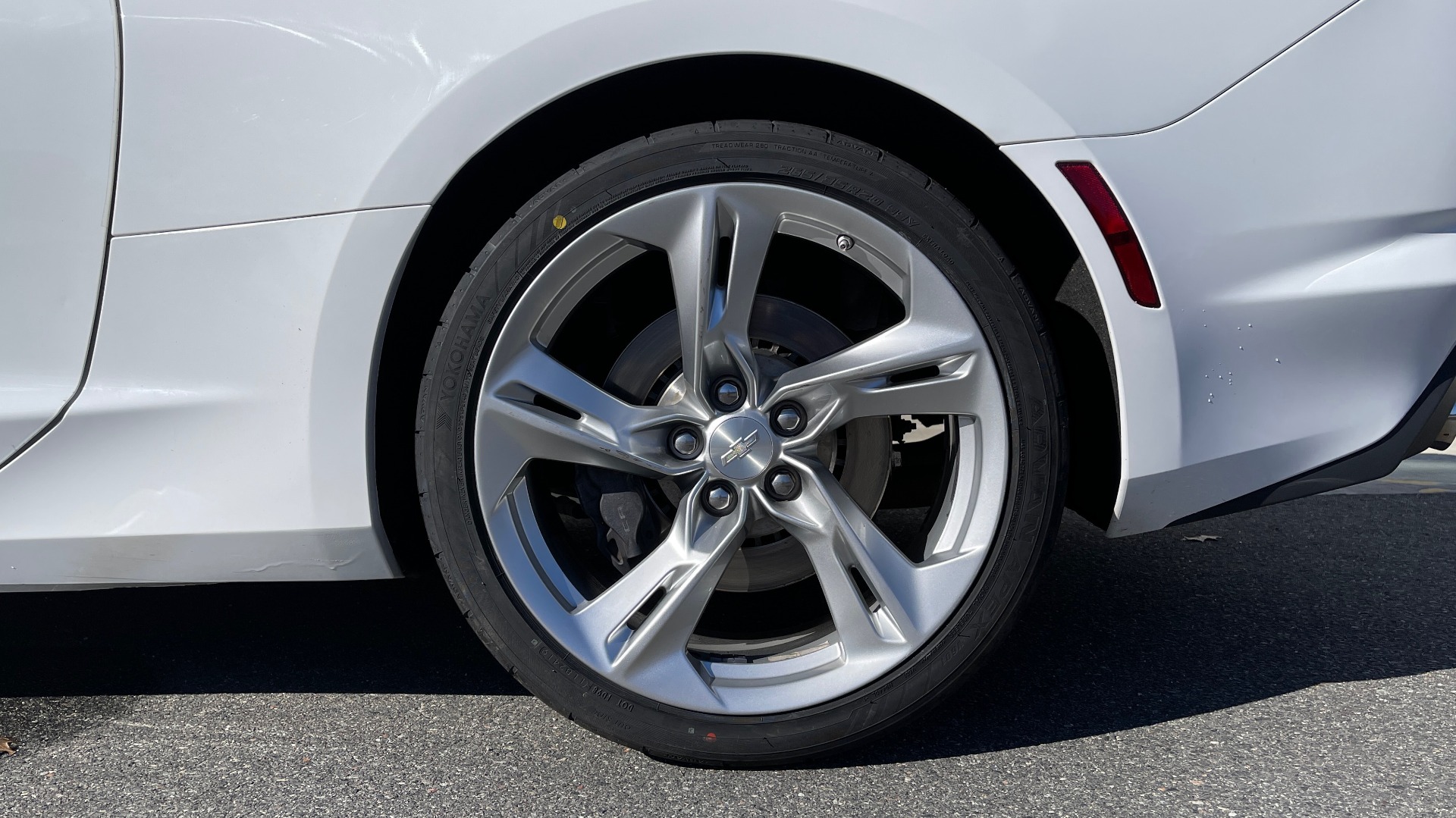 Used 2019 Chevrolet CAMARO 2SS COUPE / 6.2L V8 / 10-SPD AUTO / REMOTE START / REARVIEW for sale $44,995 at Formula Imports in Charlotte NC 28227 49