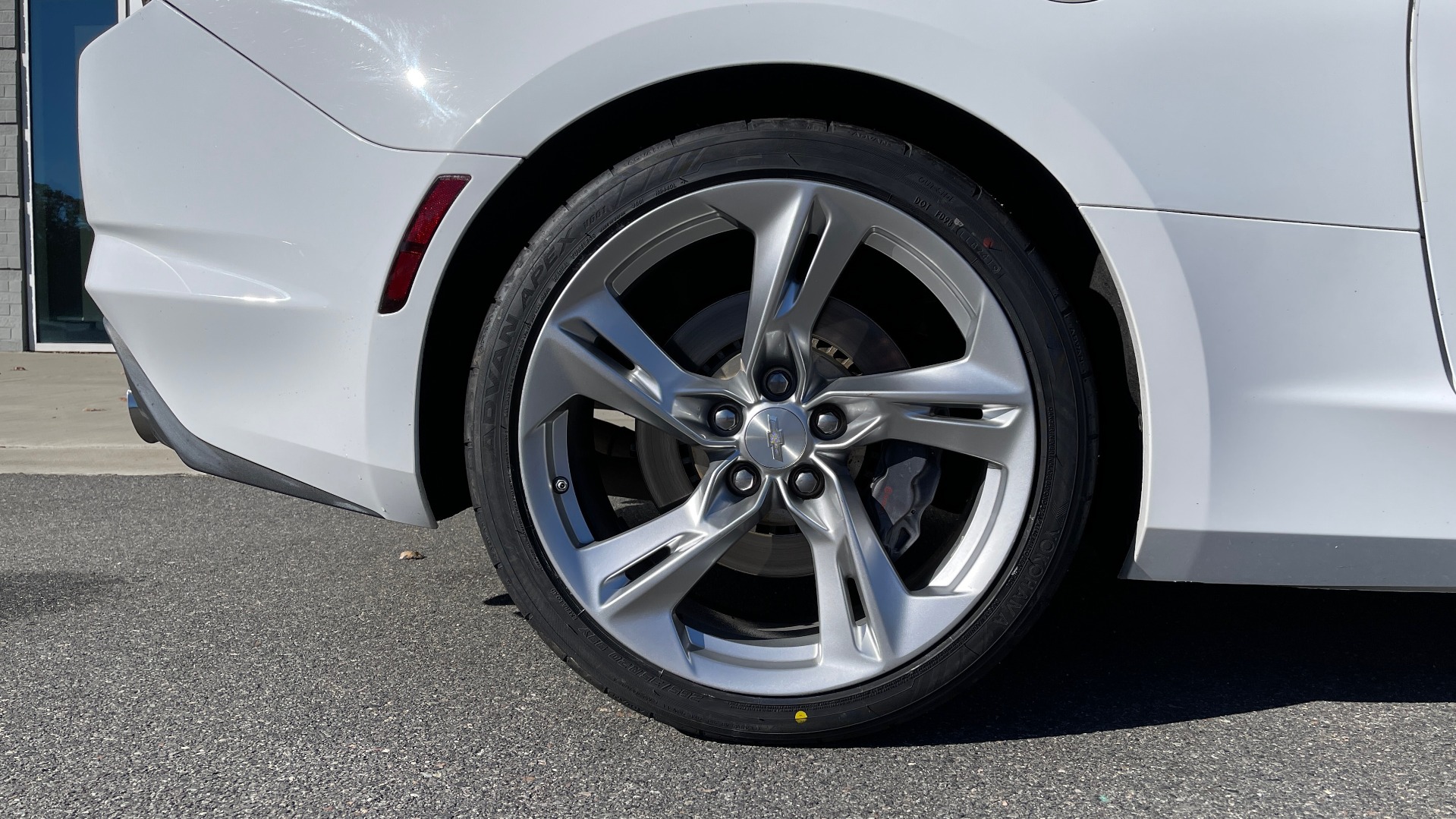 Used 2019 Chevrolet CAMARO 2SS COUPE / 6.2L V8 / 10-SPD AUTO / REMOTE START / REARVIEW for sale $44,995 at Formula Imports in Charlotte NC 28227 50