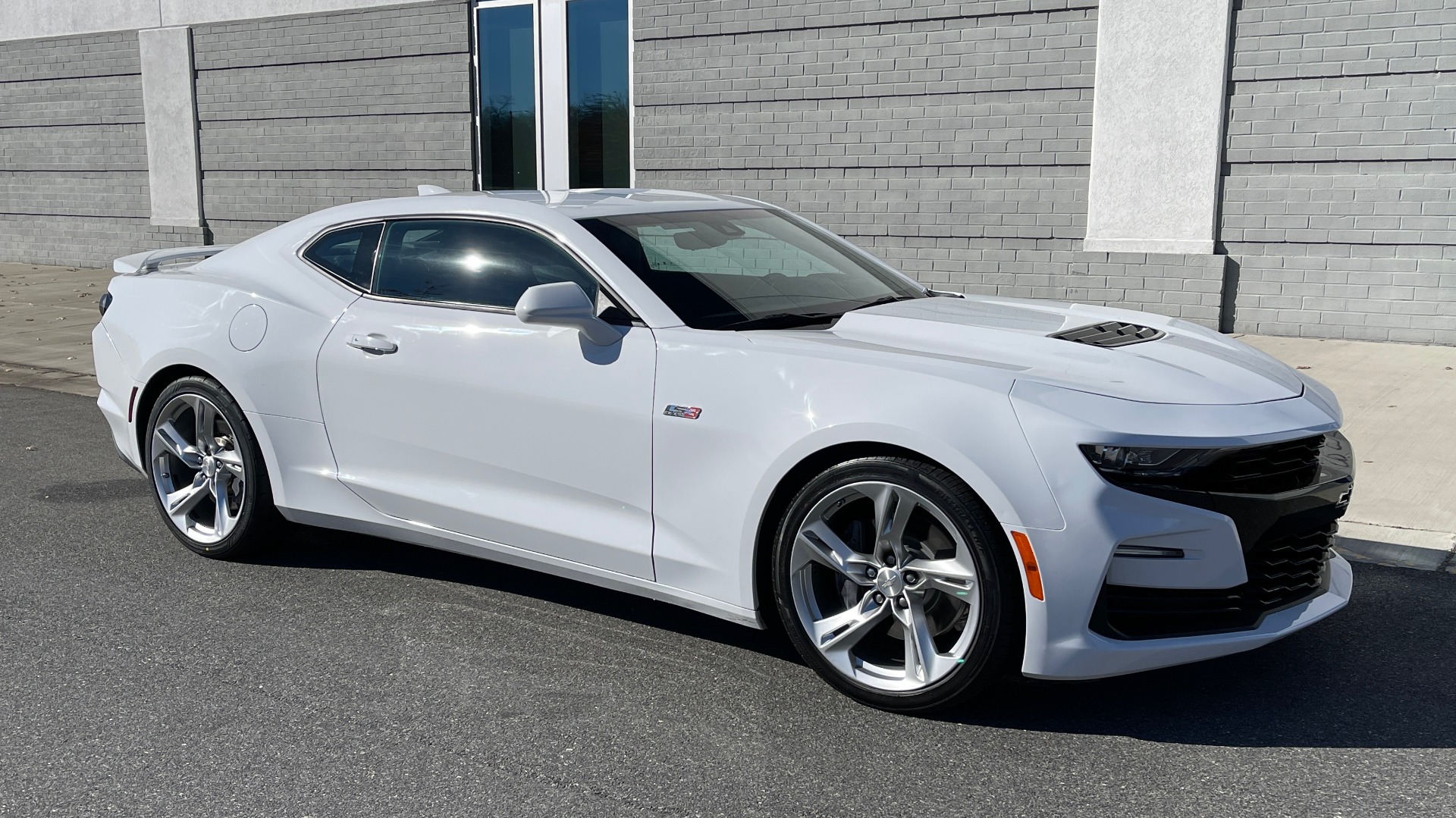 Used 2019 Chevrolet CAMARO 2SS COUPE / 6.2L V8 / 10-SPD AUTO / REMOTE START / REARVIEW for sale $44,995 at Formula Imports in Charlotte NC 28227 6