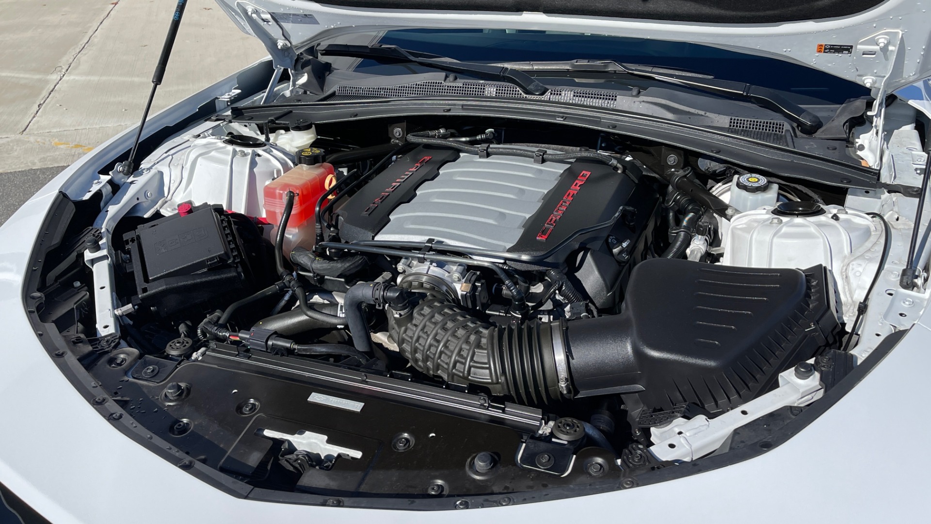 Used 2019 Chevrolet CAMARO 2SS COUPE / 6.2L V8 / 10-SPD AUTO / REMOTE START / REARVIEW for sale $44,995 at Formula Imports in Charlotte NC 28227 9