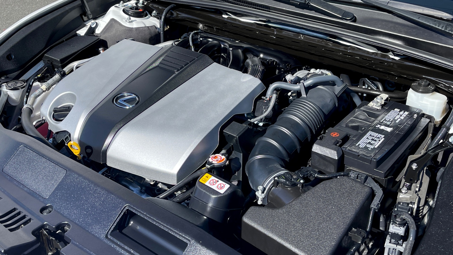 Used 2019 Lexus ES 350 F-SPORT 3.5L SEDAN / 8-SPD / NAV / SUNROOF / REARVIEW for sale Sold at Formula Imports in Charlotte NC 28227 10