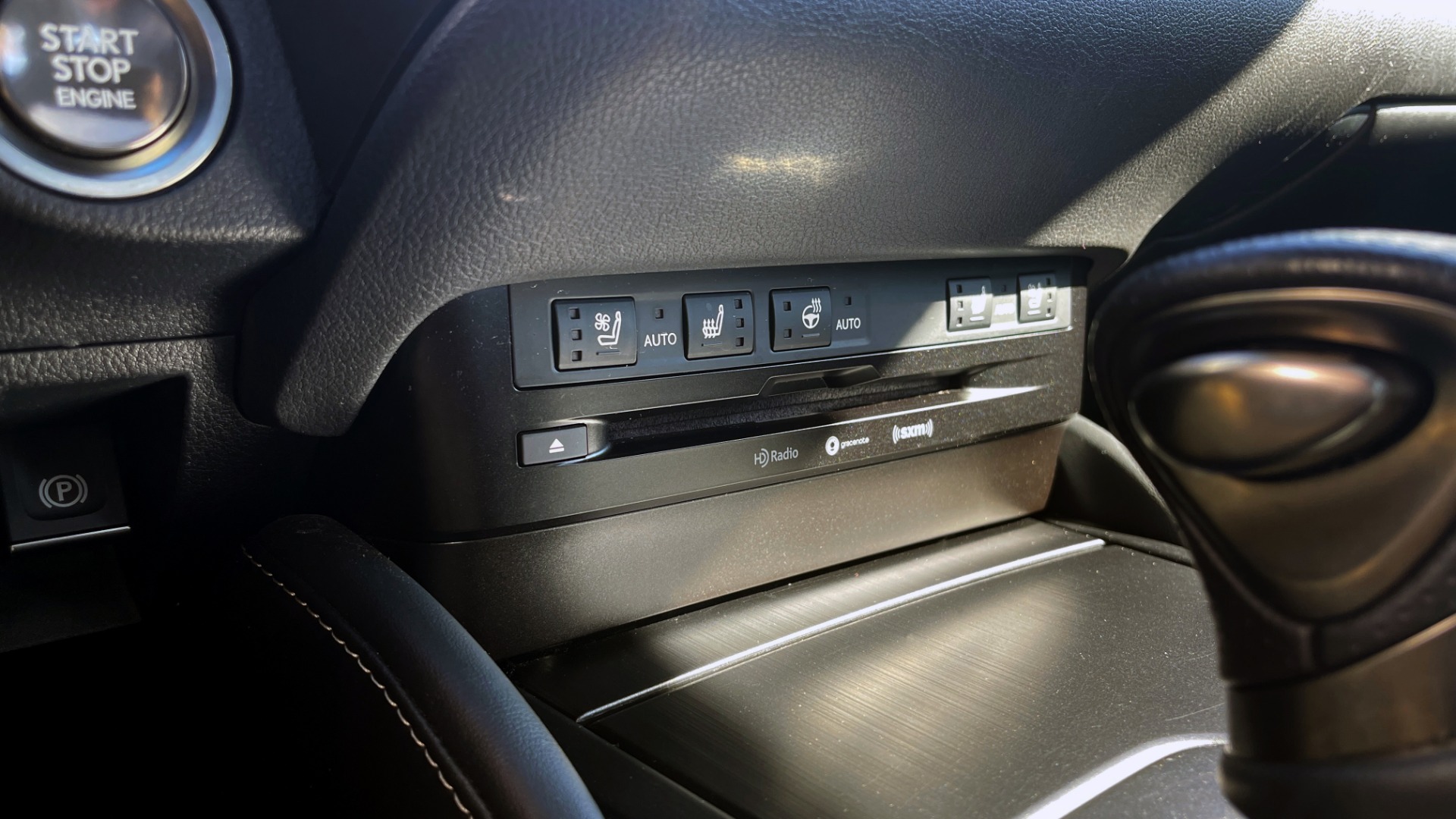 Used 2019 Lexus ES 350 F-SPORT 3.5L SEDAN / 8-SPD / NAV / SUNROOF / REARVIEW for sale Sold at Formula Imports in Charlotte NC 28227 42