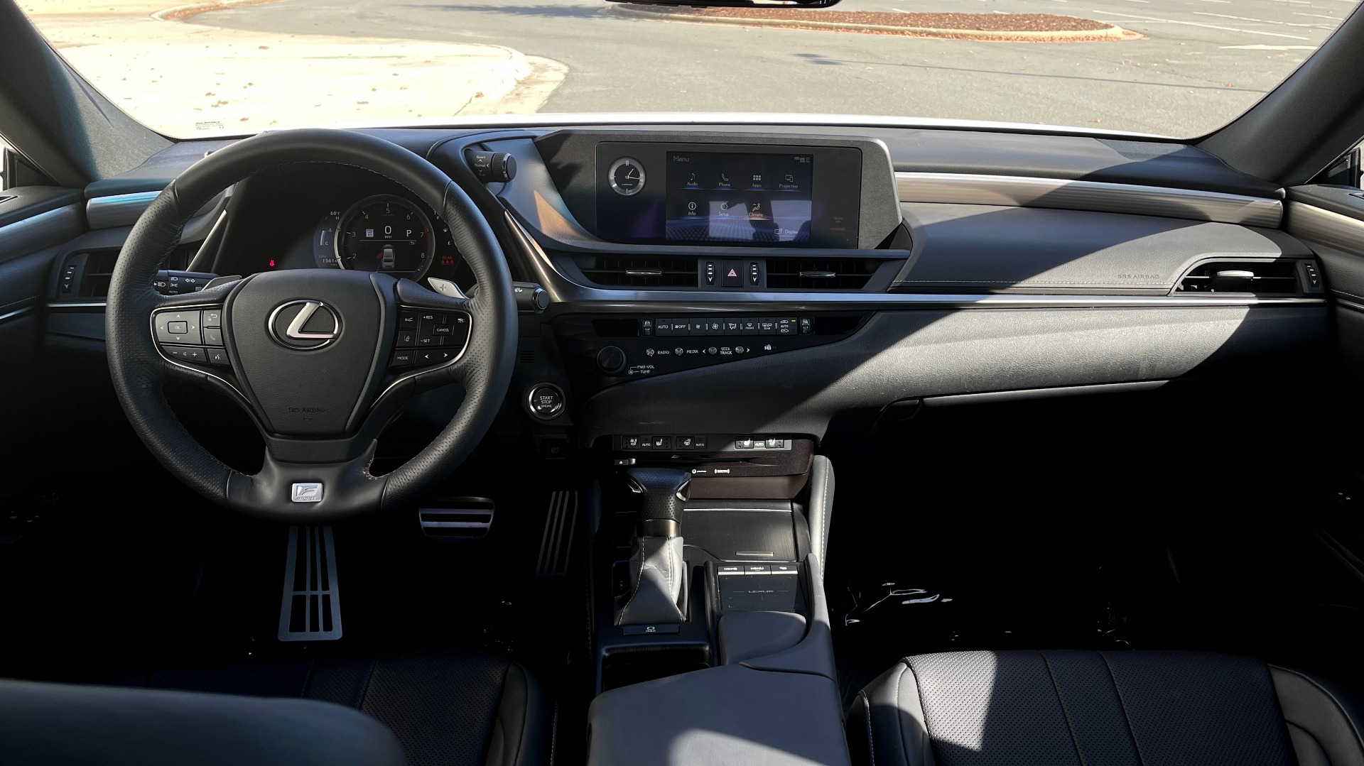 Used 2019 Lexus ES 350 F-SPORT 3.5L SEDAN / 8-SPD / NAV / SUNROOF / REARVIEW for sale Sold at Formula Imports in Charlotte NC 28227 52