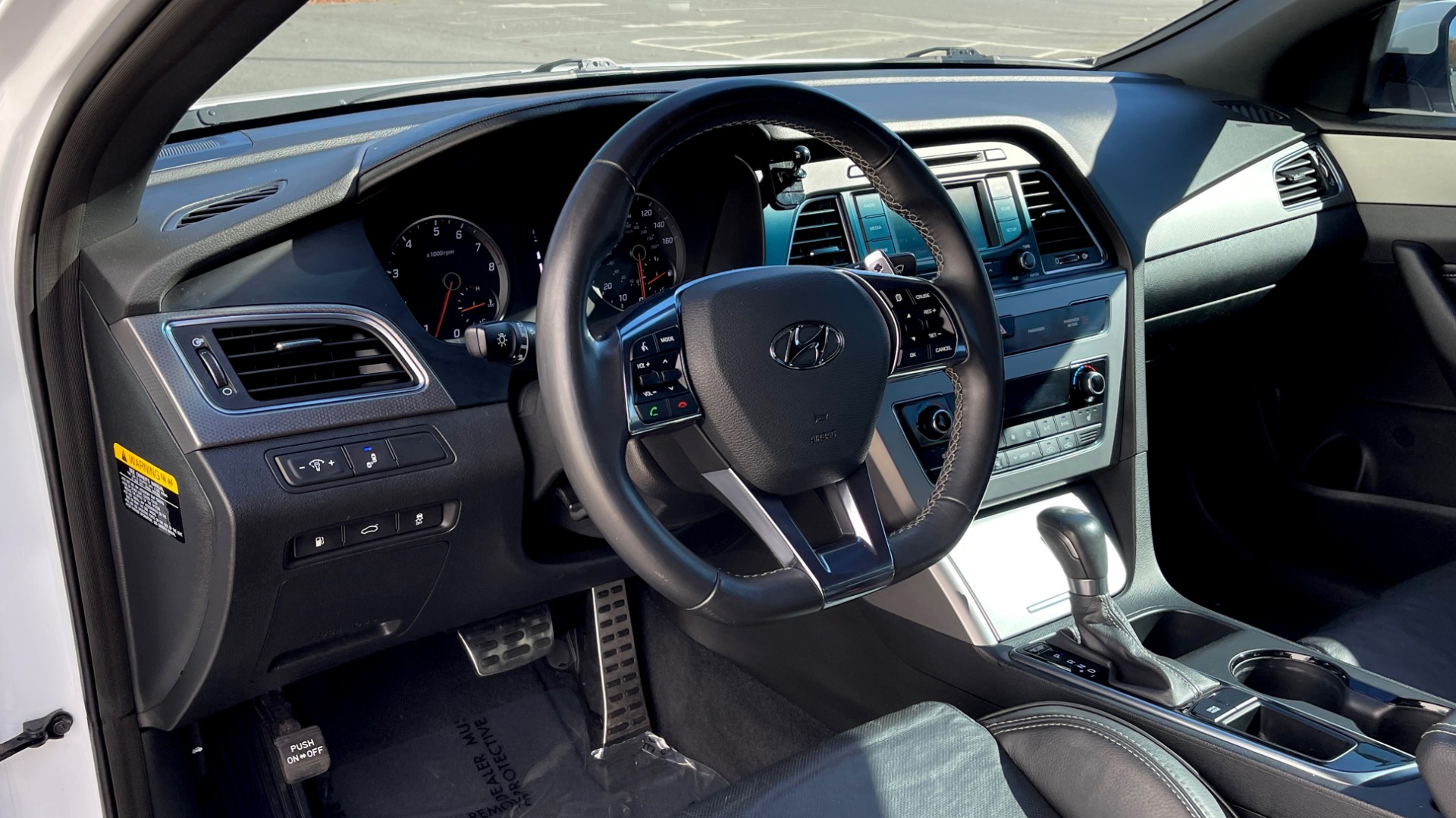 Used 2015 Hyundai SONATA 2.0T SPORT SEDAN / 6-SPD AUTO / BLIND SPOT / REARVIEW for sale Sold at Formula Imports in Charlotte NC 28227 27