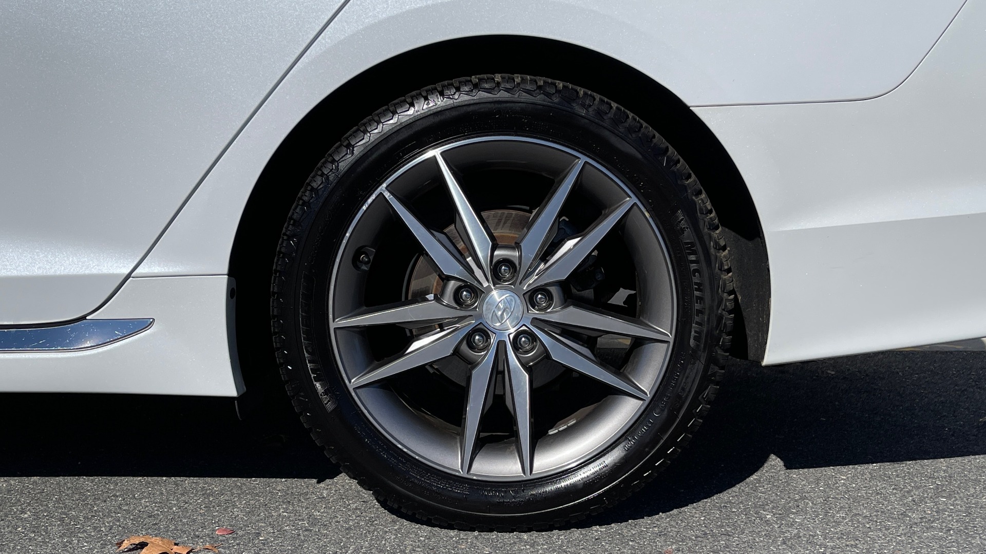 Used 2015 Hyundai SONATA 2.0T SPORT SEDAN / 6-SPD AUTO / BLIND SPOT / REARVIEW for sale Sold at Formula Imports in Charlotte NC 28227 58