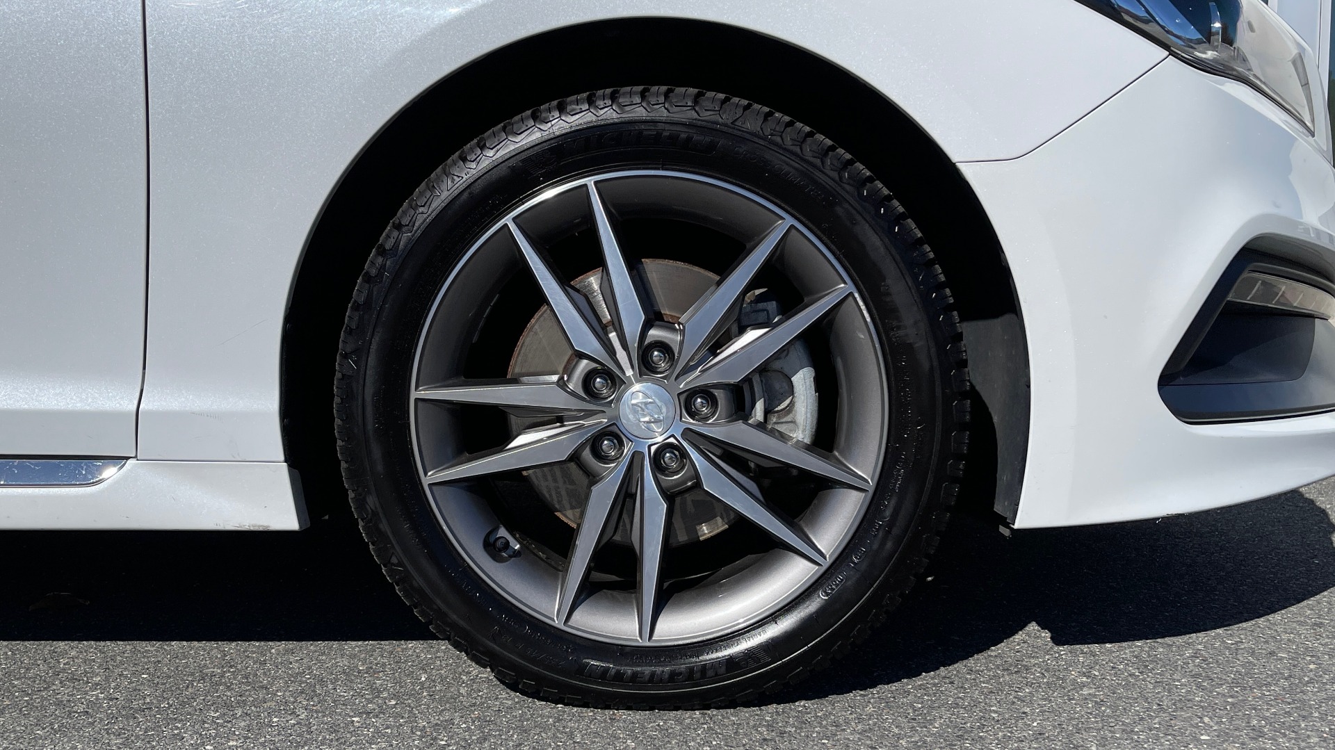 Used 2015 Hyundai SONATA 2.0T SPORT SEDAN / 6-SPD AUTO / BLIND SPOT / REARVIEW for sale Sold at Formula Imports in Charlotte NC 28227 60