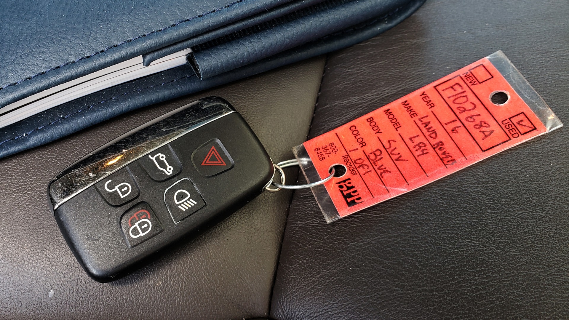 Used 2016 Land Rover LR4 HSE LUX / NAV / SUNROOF / MERIDIAN / REARVIEW / 3-ROW for sale Sold at Formula Imports in Charlotte NC 28227 102