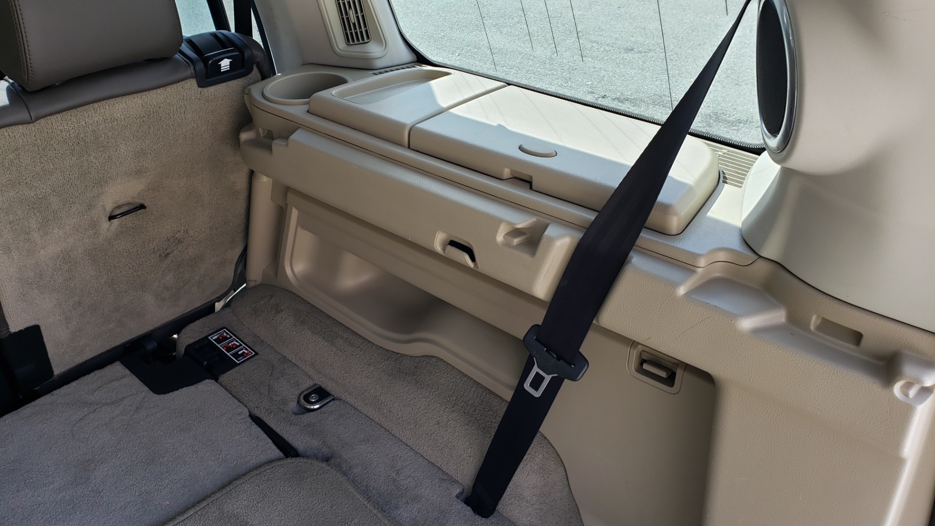 Used 2016 Land Rover LR4 HSE LUX / NAV / SUNROOF / MERIDIAN / REARVIEW / 3-ROW for sale Sold at Formula Imports in Charlotte NC 28227 18