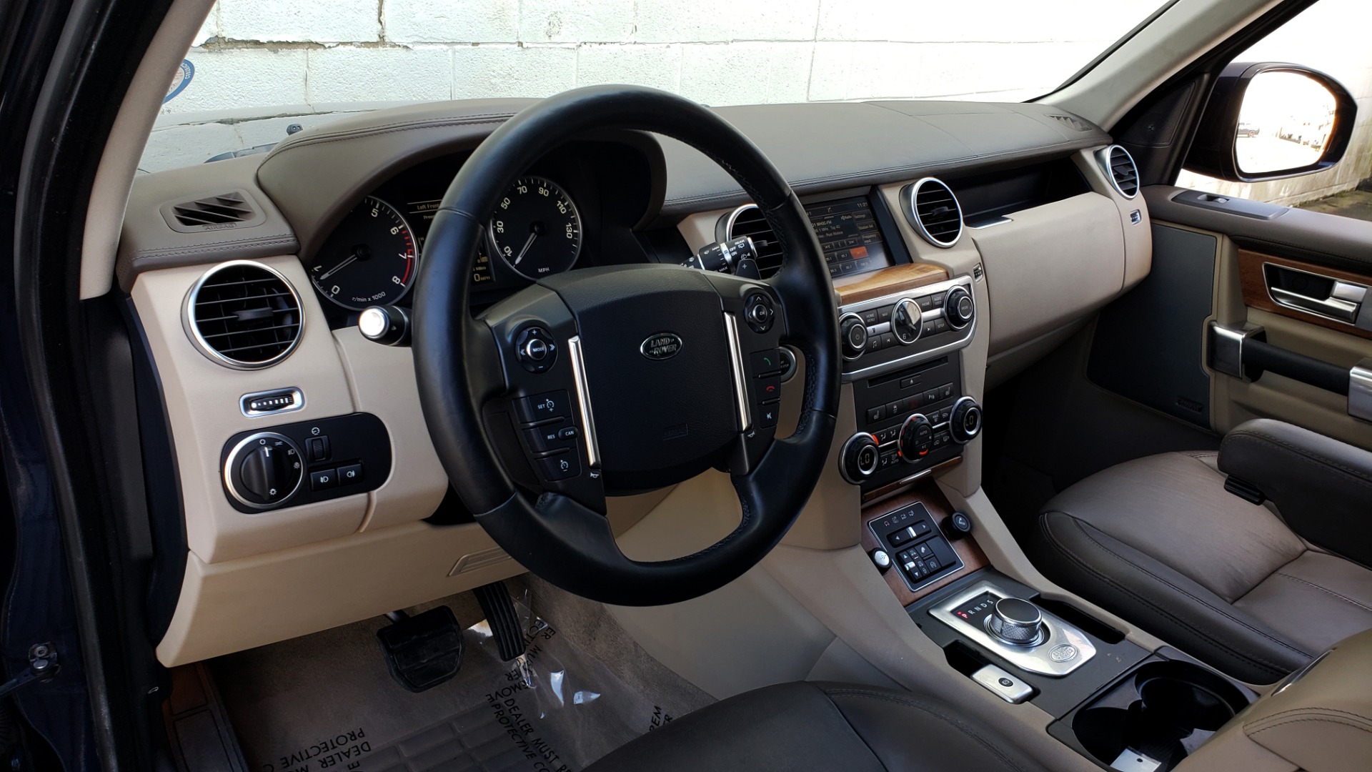 Used 2016 Land Rover LR4 HSE LUX / NAV / SUNROOF / MERIDIAN / REARVIEW / 3-ROW for sale Sold at Formula Imports in Charlotte NC 28227 48