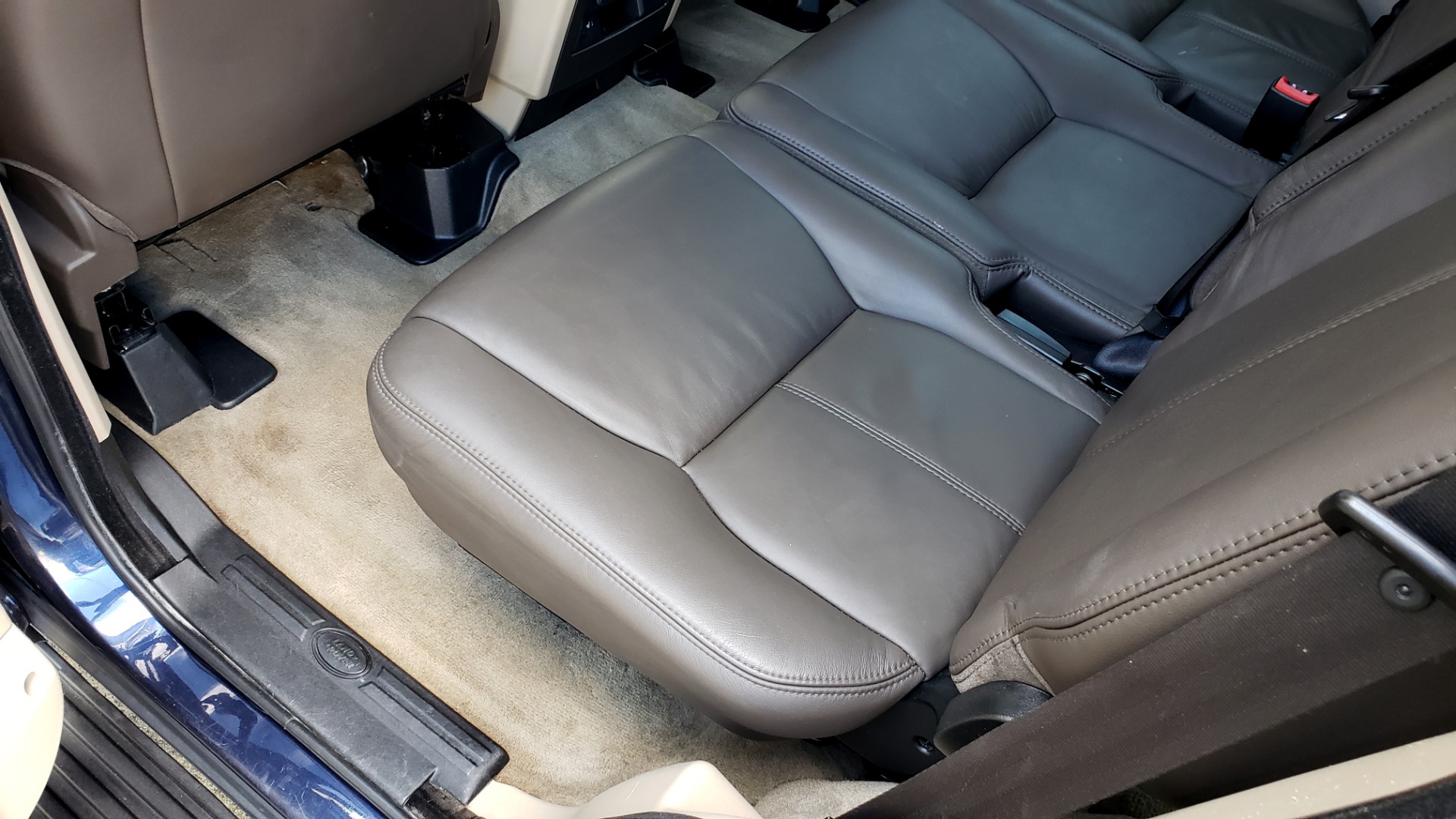 Used 2016 Land Rover LR4 HSE LUX / NAV / SUNROOF / MERIDIAN / REARVIEW / 3-ROW for sale Sold at Formula Imports in Charlotte NC 28227 73