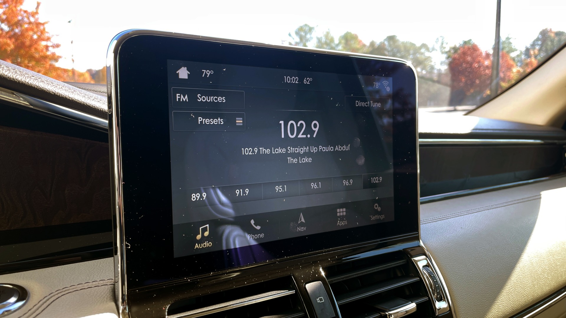 Used 2018 Lincoln NAVIGATOR L 4X4 SELECT / 3.5L V6 / 10-SPD AUTO / NAV / PANO-ROOF / 3-ROW / REARVIEW for sale $64,999 at Formula Imports in Charlotte NC 28227 38