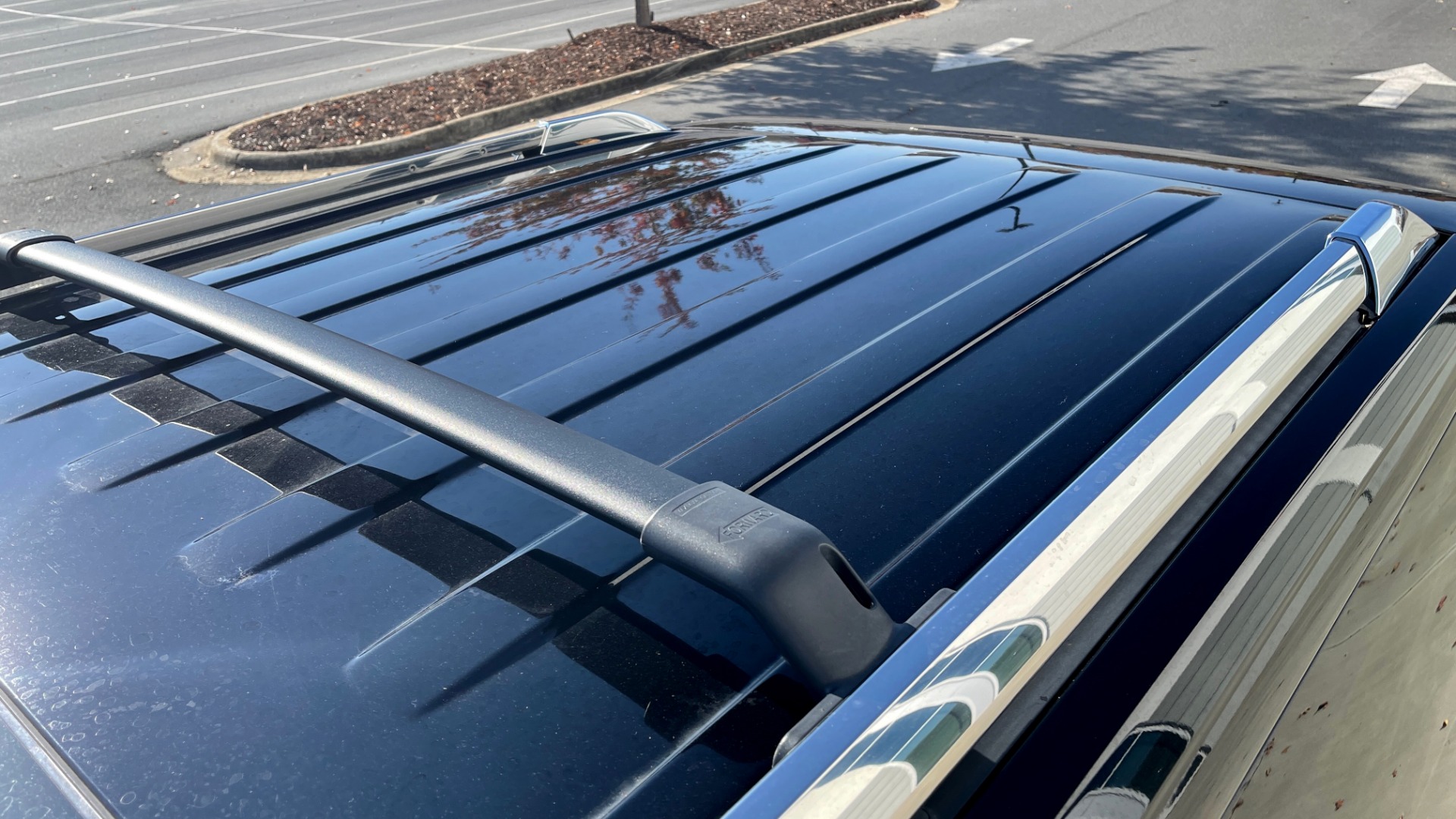 Used 2018 Lincoln NAVIGATOR L 4X4 SELECT / 3.5L V6 / 10-SPD AUTO / NAV / PANO-ROOF / 3-ROW / REARVIEW for sale $64,999 at Formula Imports in Charlotte NC 28227 69