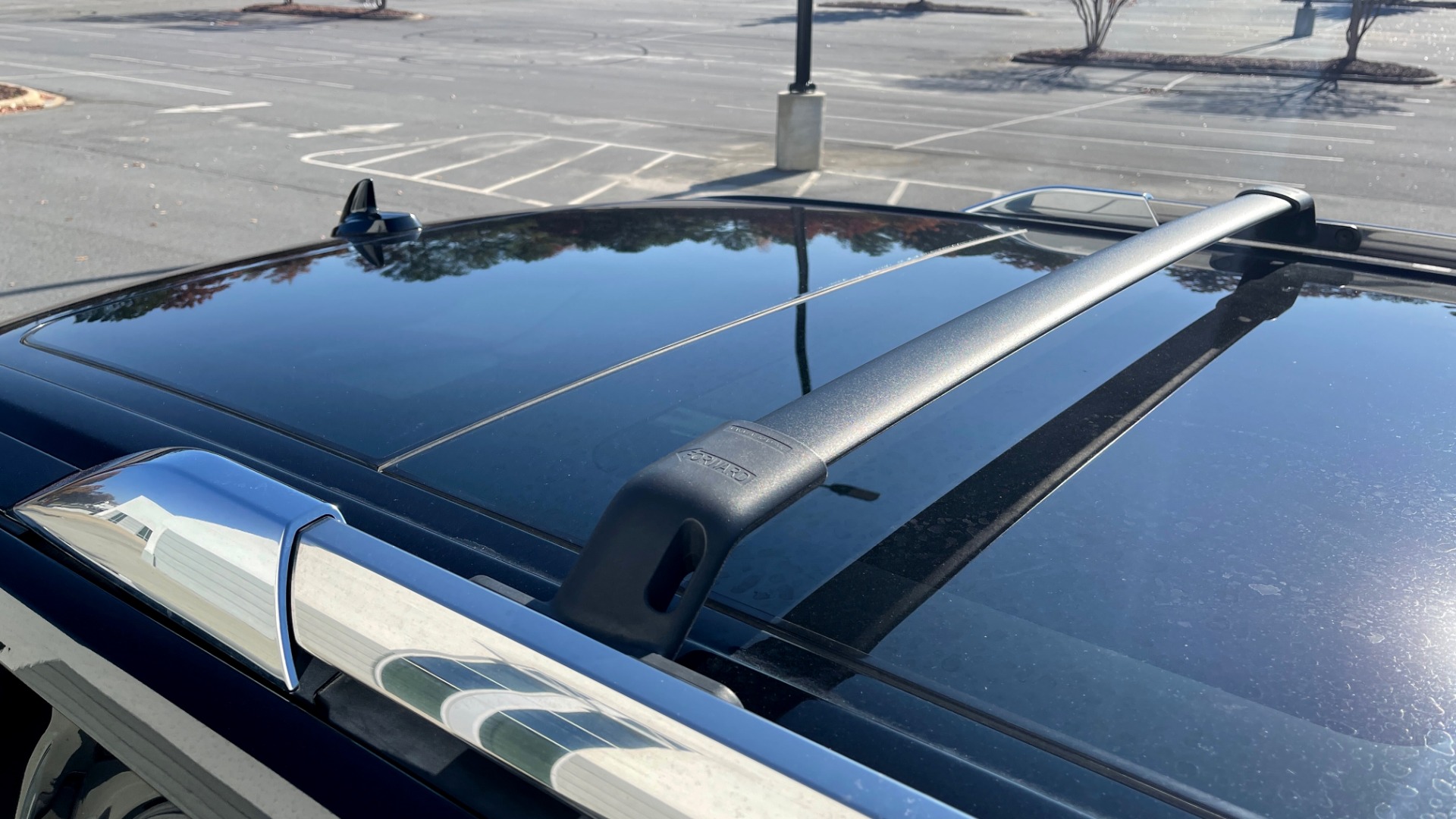 Used 2018 Lincoln NAVIGATOR L 4X4 SELECT / 3.5L V6 / 10-SPD AUTO / NAV / PANO-ROOF / 3-ROW / REARVIEW for sale $64,999 at Formula Imports in Charlotte NC 28227 70