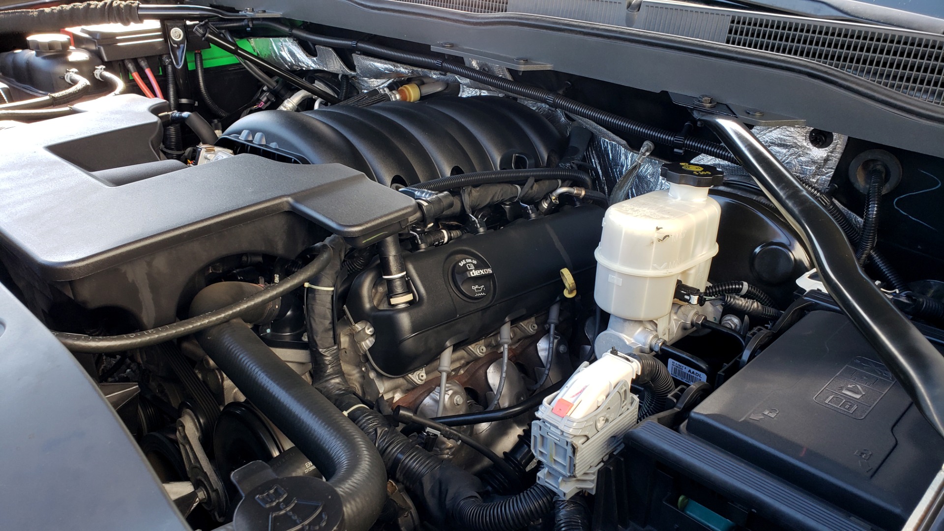 Used 2014 Chevrolet SILVERADO 1500 LT CREWCAB Z71 2LT / 5.3L V8 / AUTO / CONV PKG / TOW / REARVIEW for sale Sold at Formula Imports in Charlotte NC 28227 19