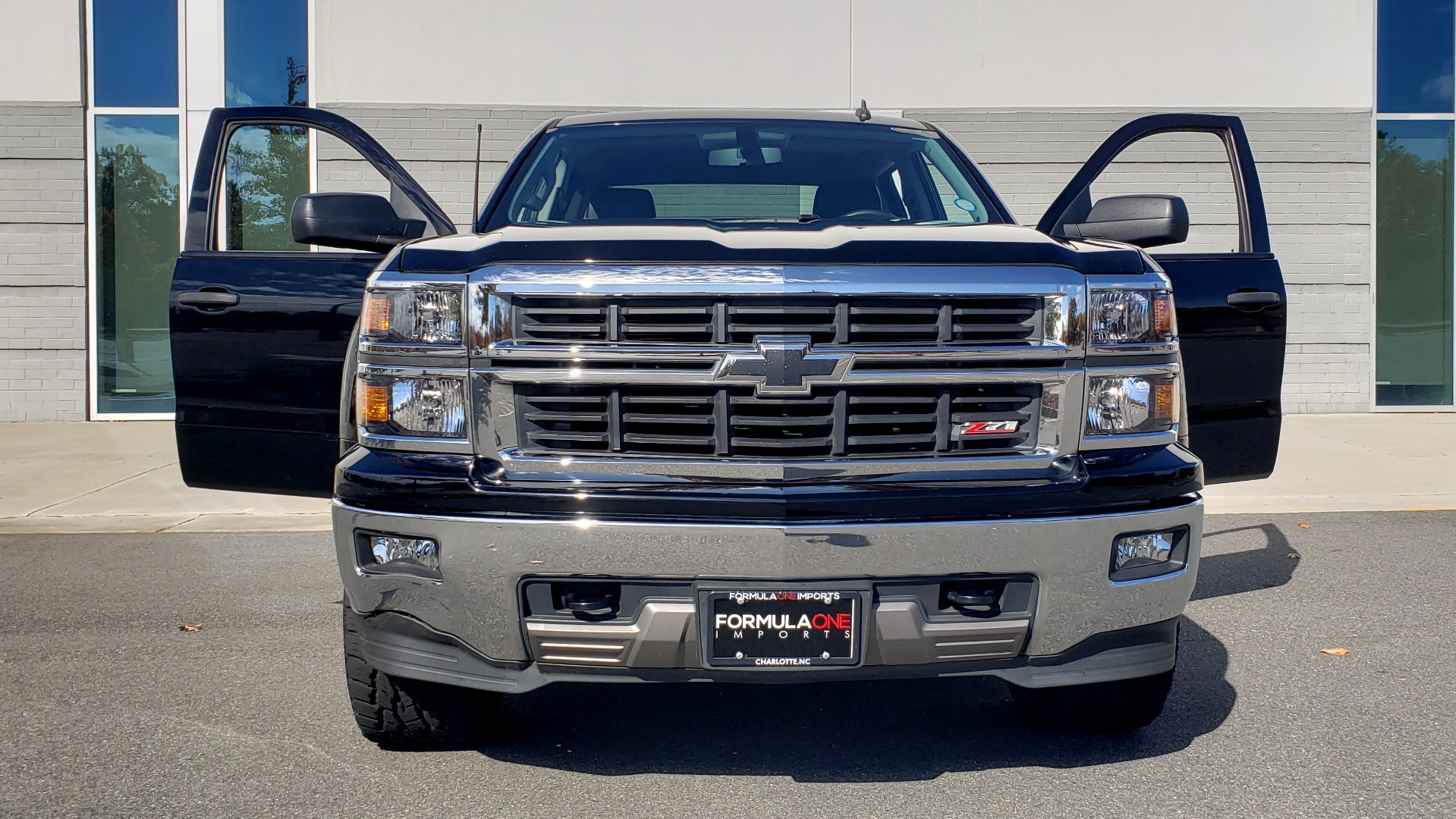 Used 2014 Chevrolet SILVERADO 1500 LT CREWCAB Z71 2LT / 5.3L V8 / AUTO / CONV PKG / TOW / REARVIEW for sale Sold at Formula Imports in Charlotte NC 28227 23